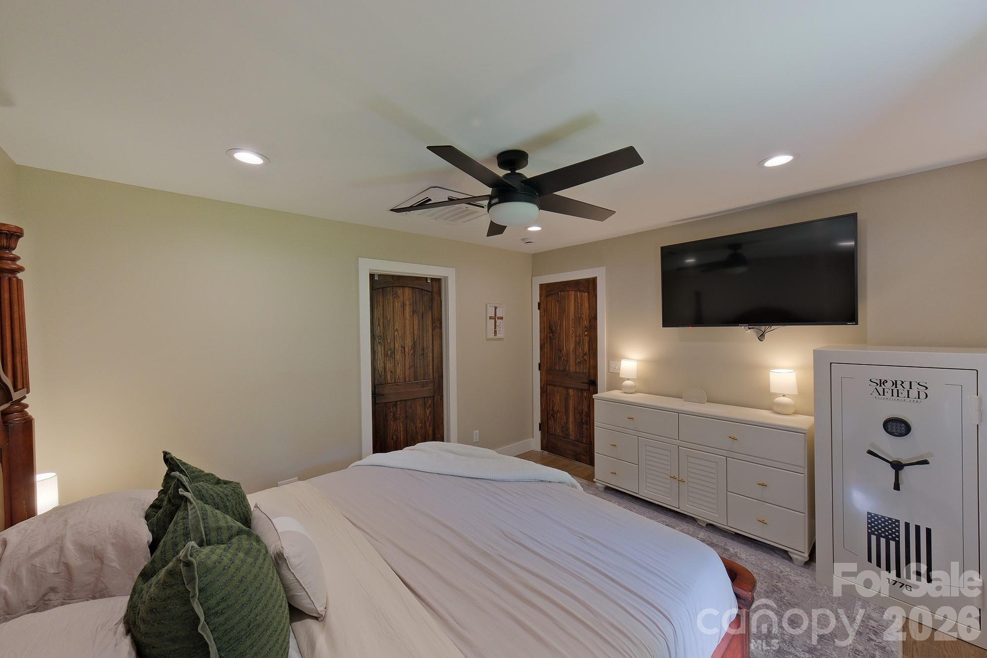 445 Old Haw Creek Road — Asheville