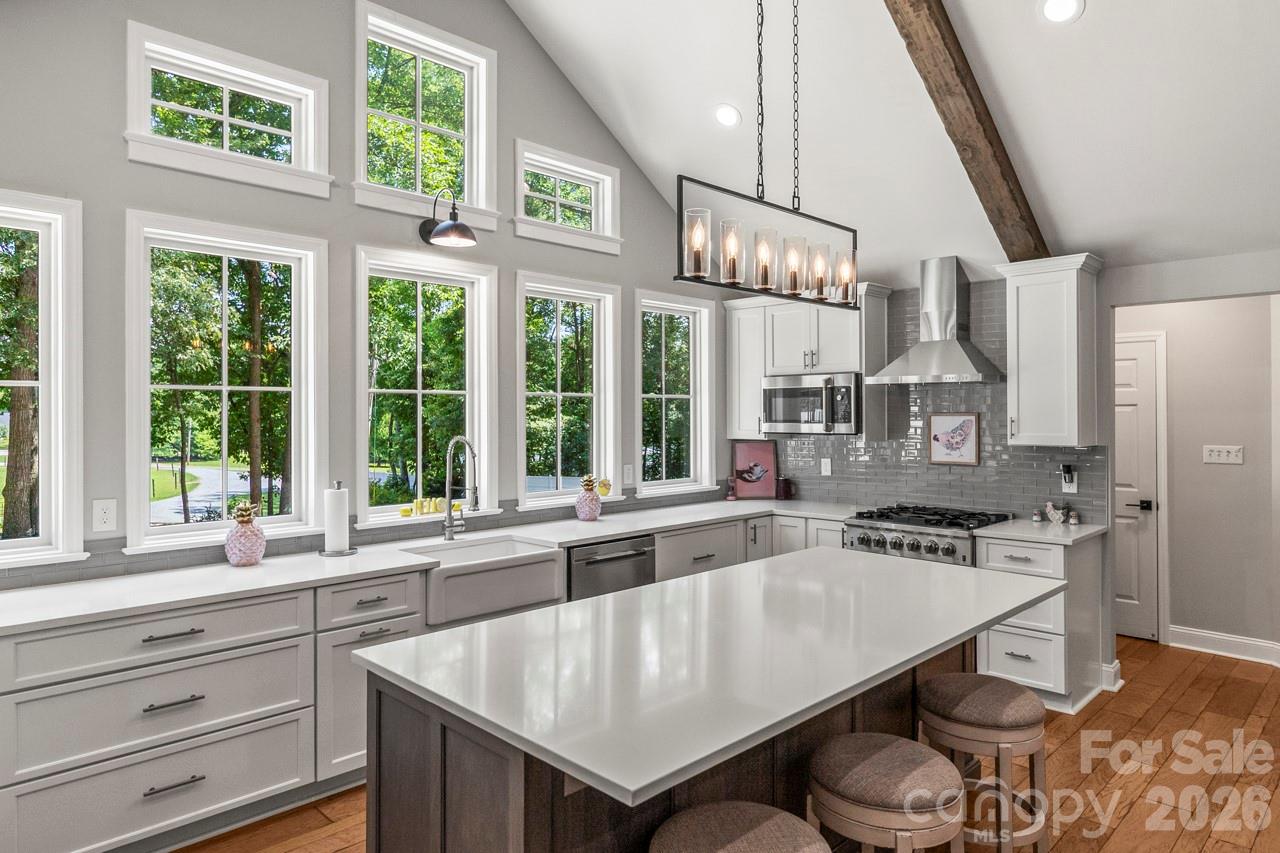 384 Rankin Hill Road — Troutman