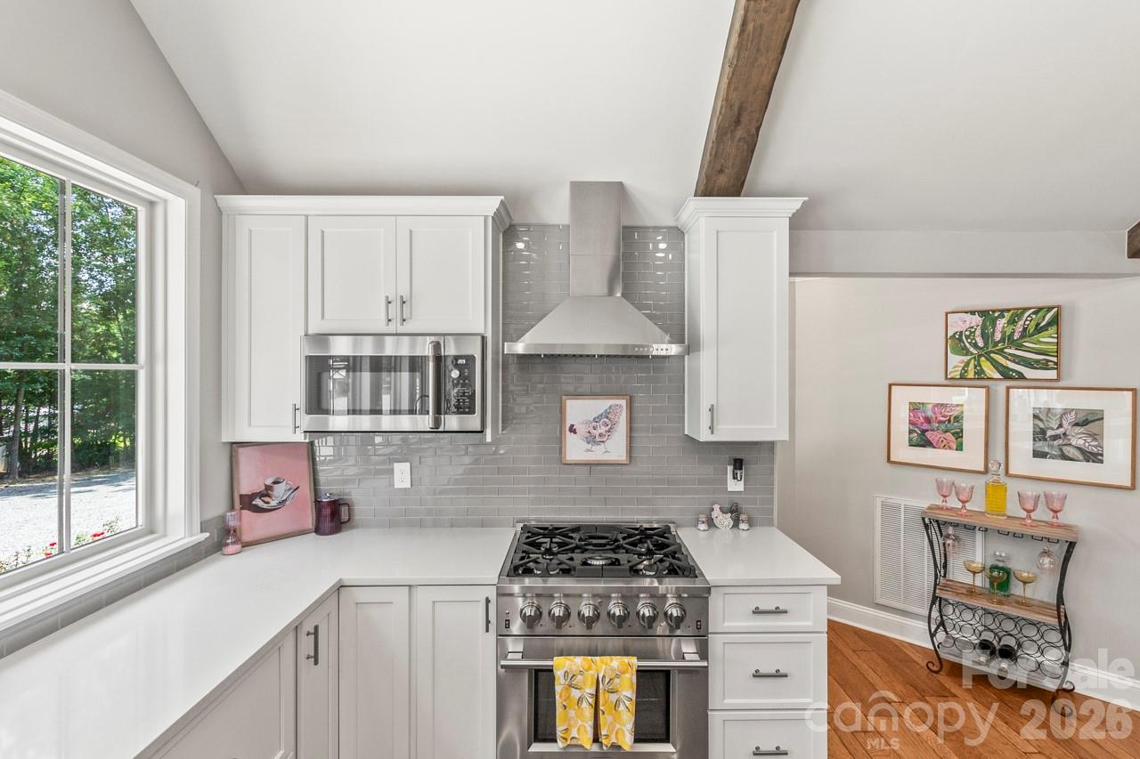 384 Rankin Hill Road — Troutman