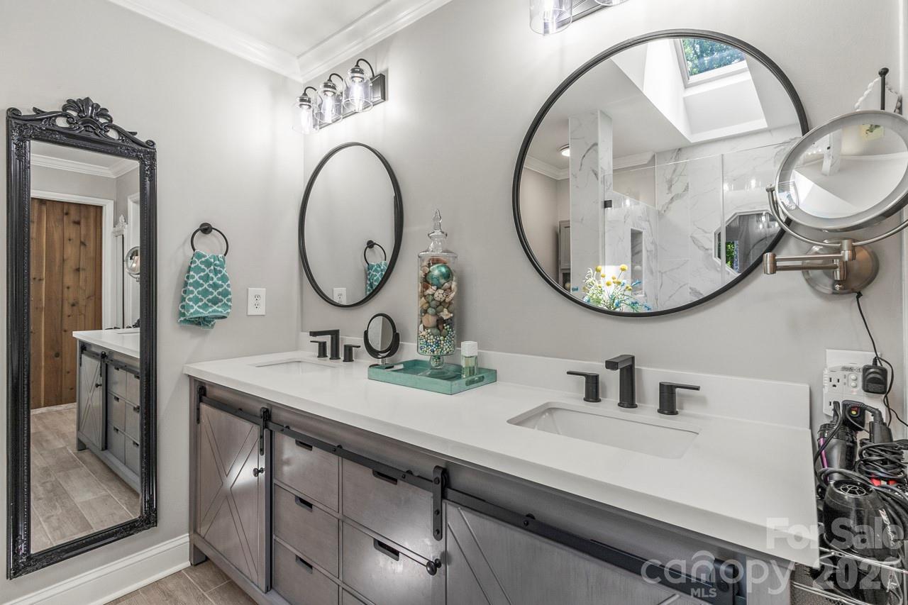 384 Rankin Hill Road — Troutman