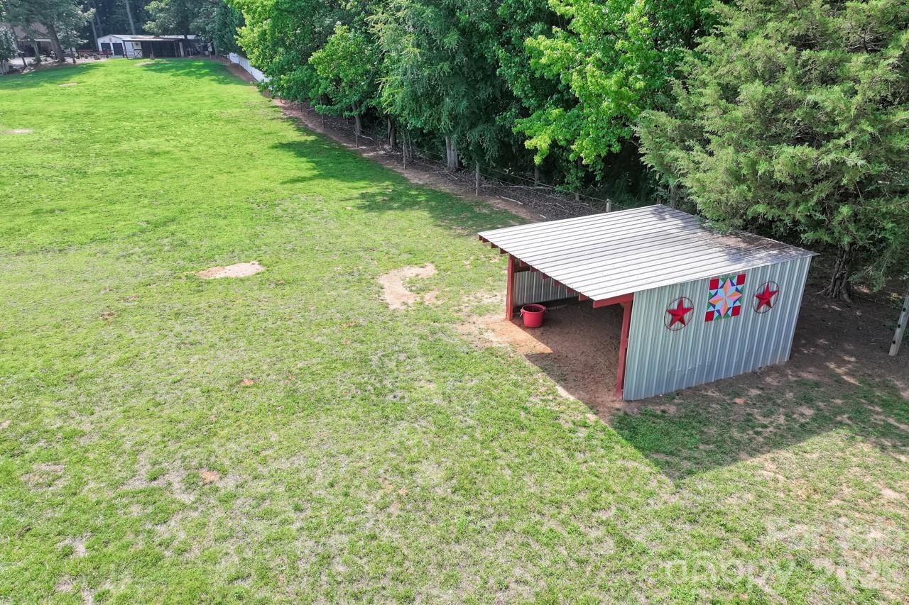 384 Rankin Hill Road — Troutman