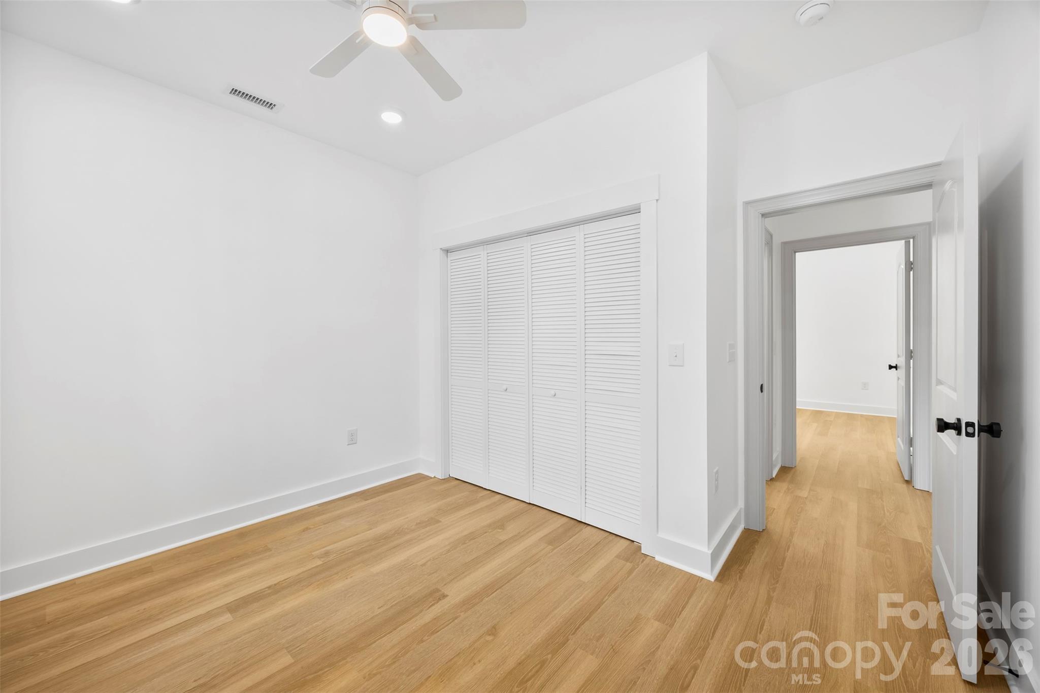 1003 College Boulevard — Dallas