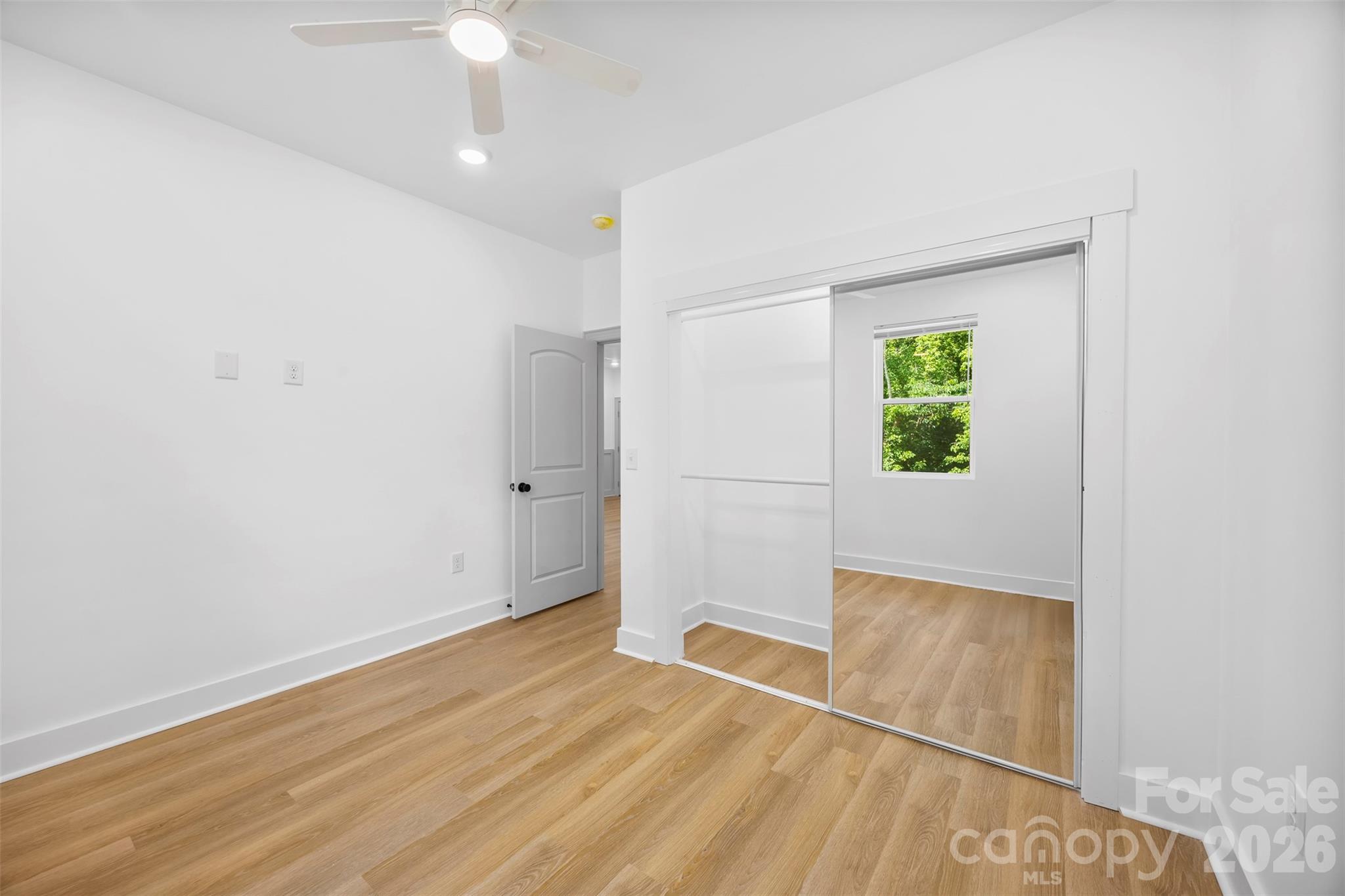 1003 College Boulevard — Dallas