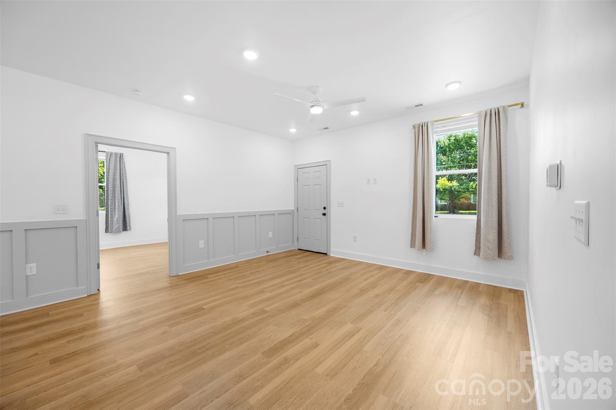 1003 College Boulevard — Dallas