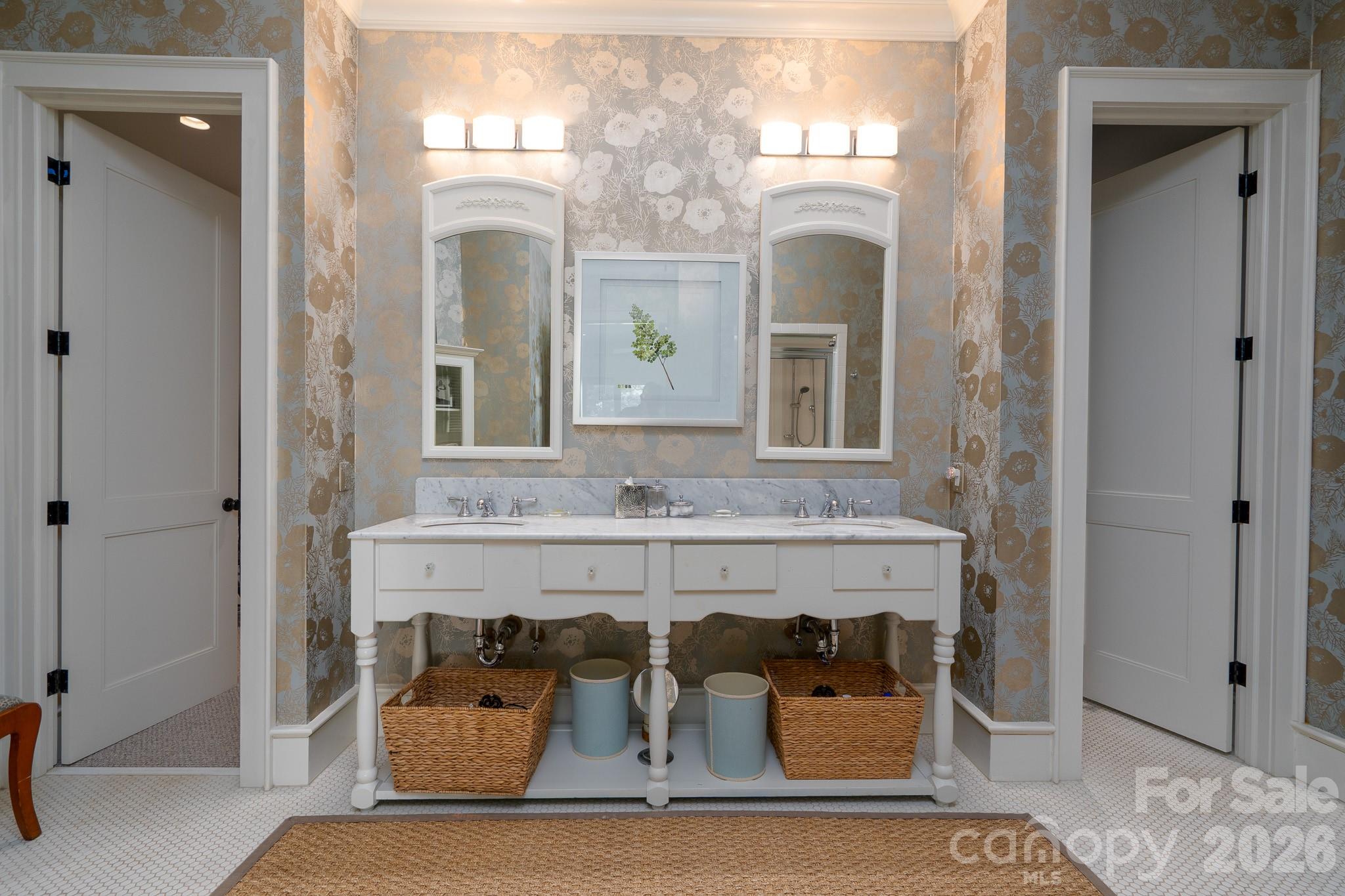 2375 Southpoint Lane — New London