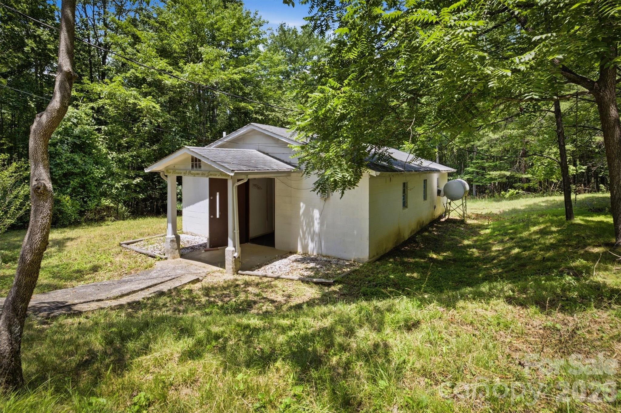 3153 Faith Temple Church Road — Morganton