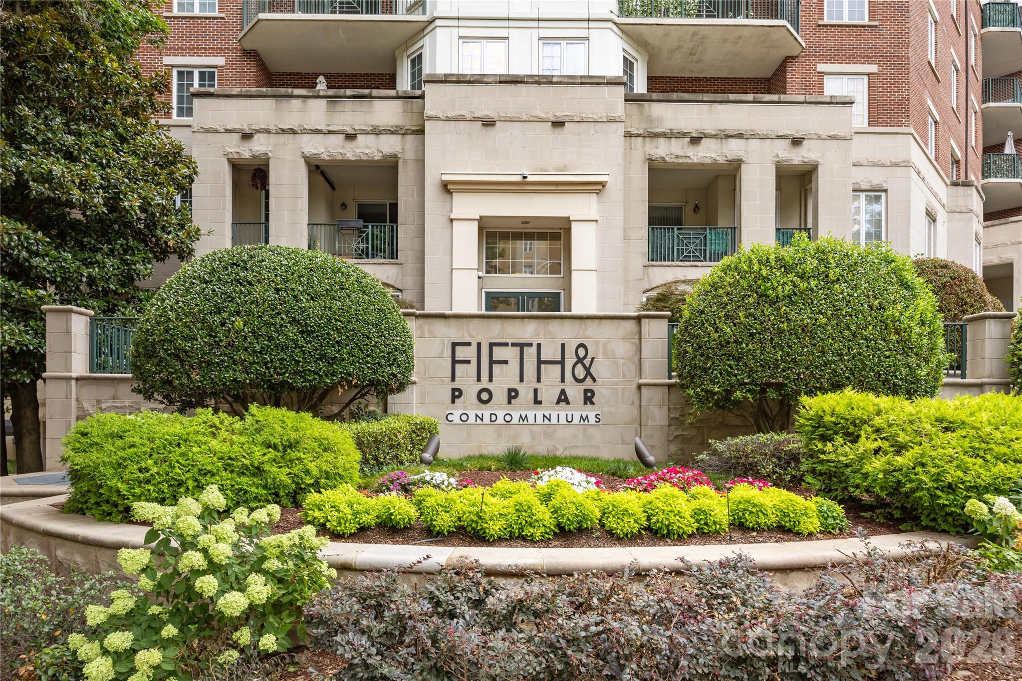 300 W 5th Street #343 — Charlotte