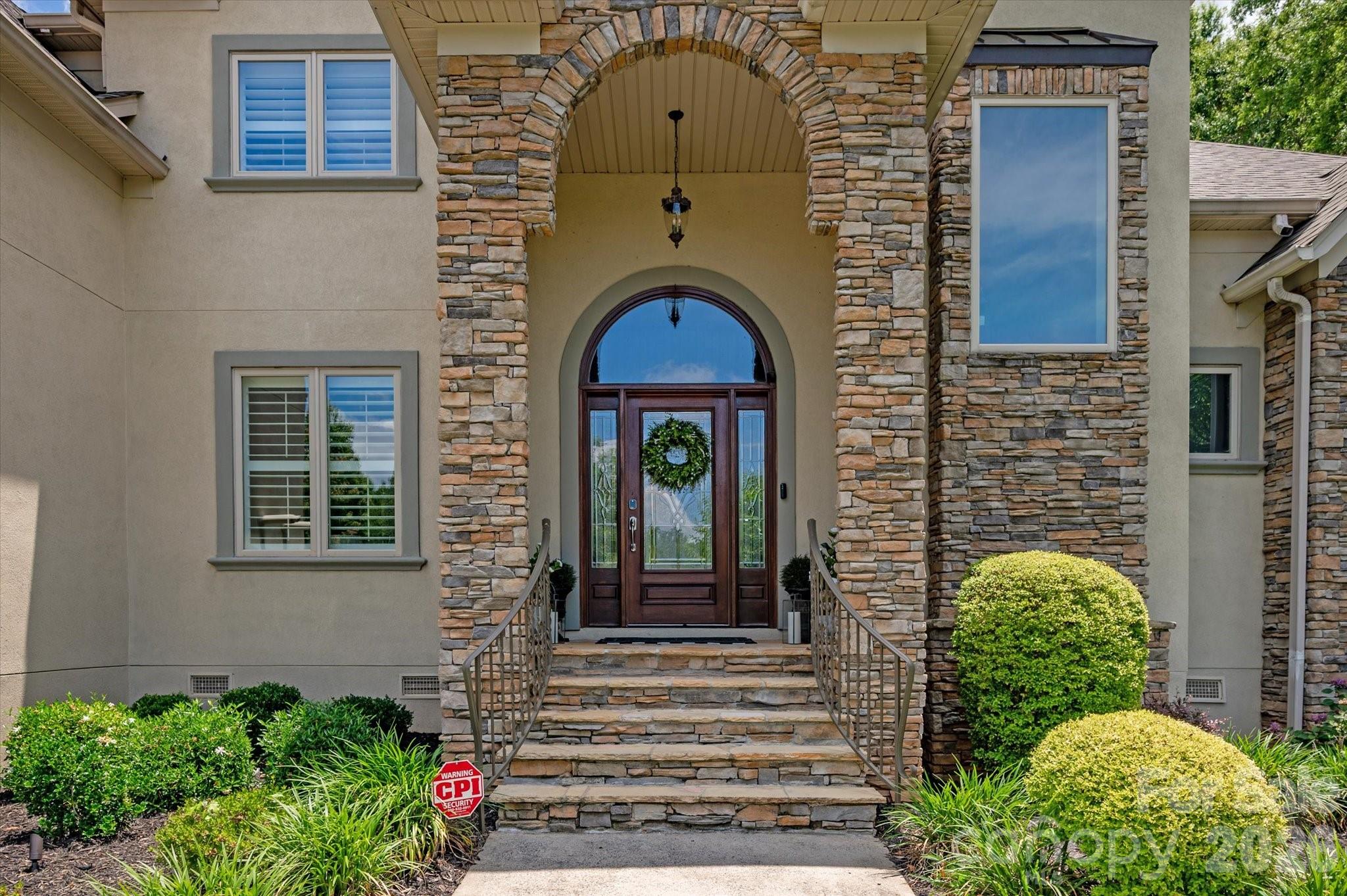 102 Finch Loop — Fort Mill