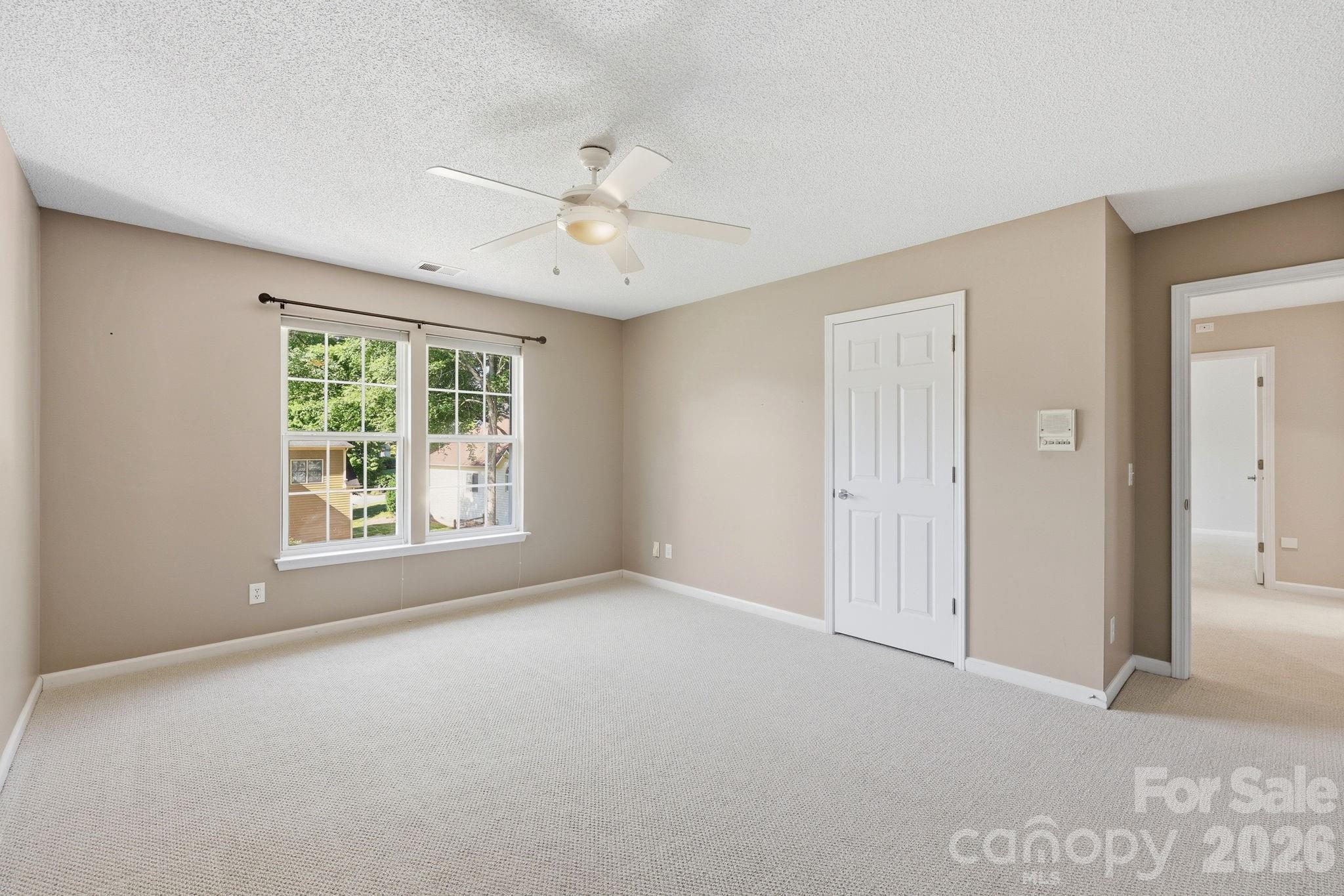 9004 Scottsboro Drive — Huntersville