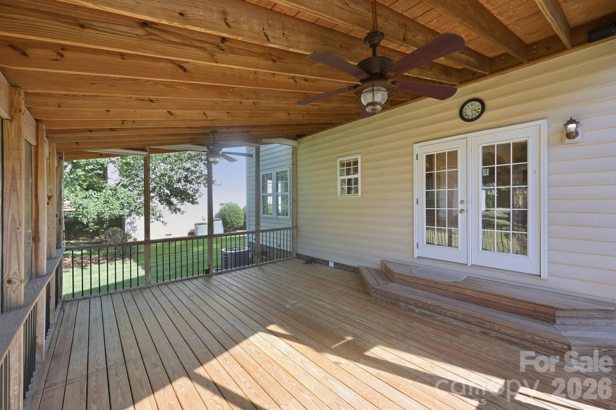 9004 Scottsboro Drive — Huntersville