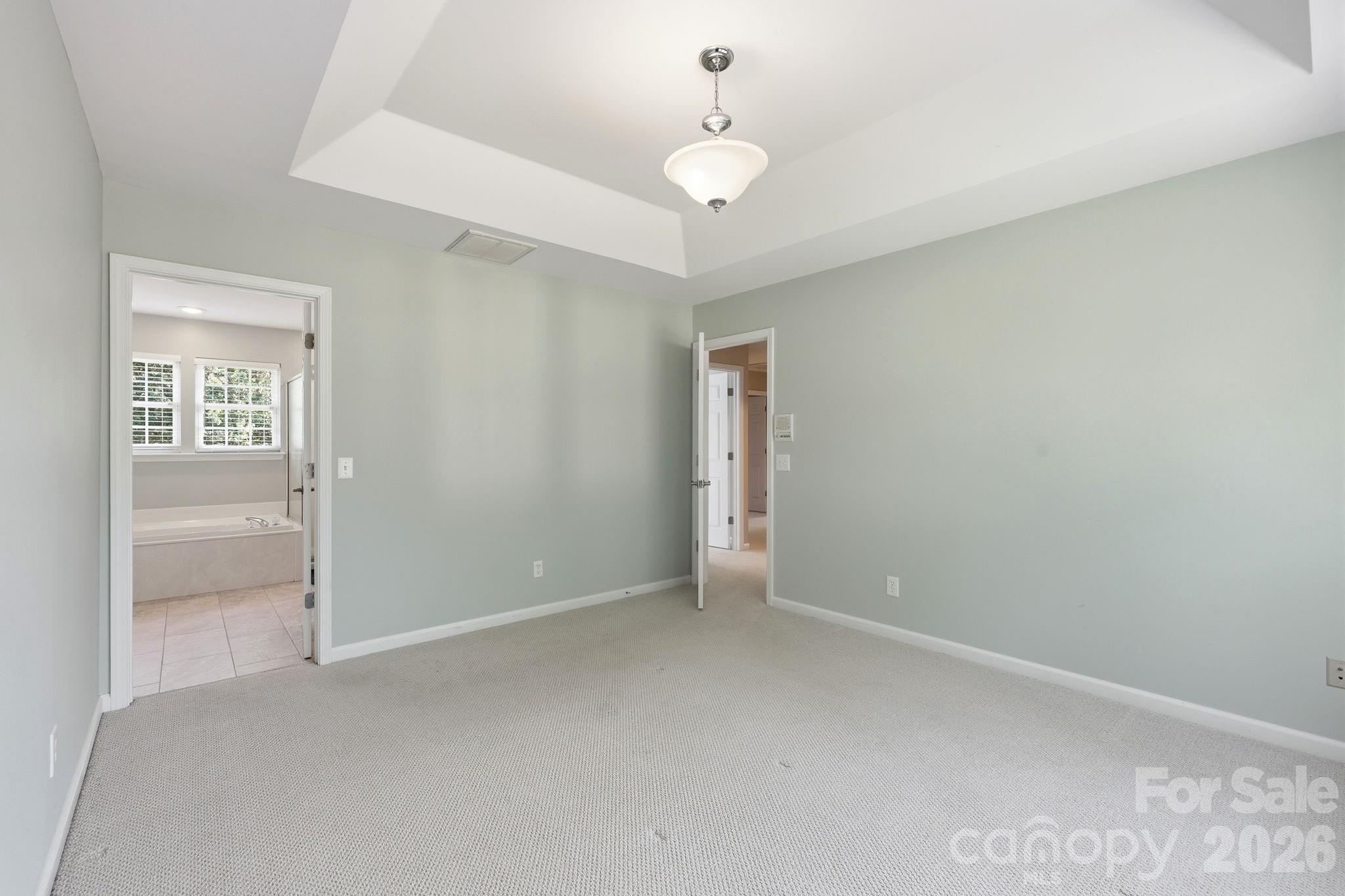 9004 Scottsboro Drive — Huntersville
