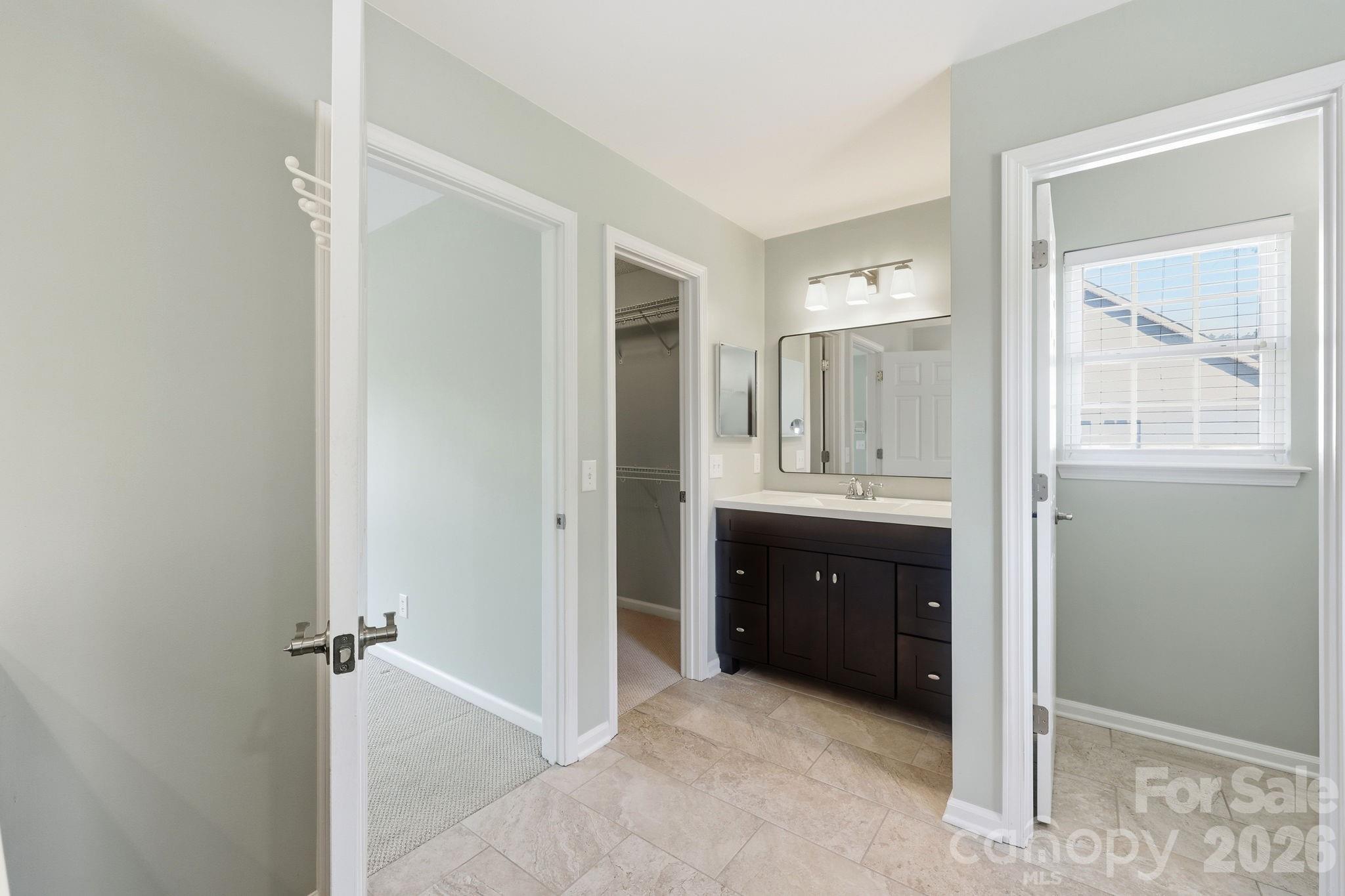 9004 Scottsboro Drive — Huntersville