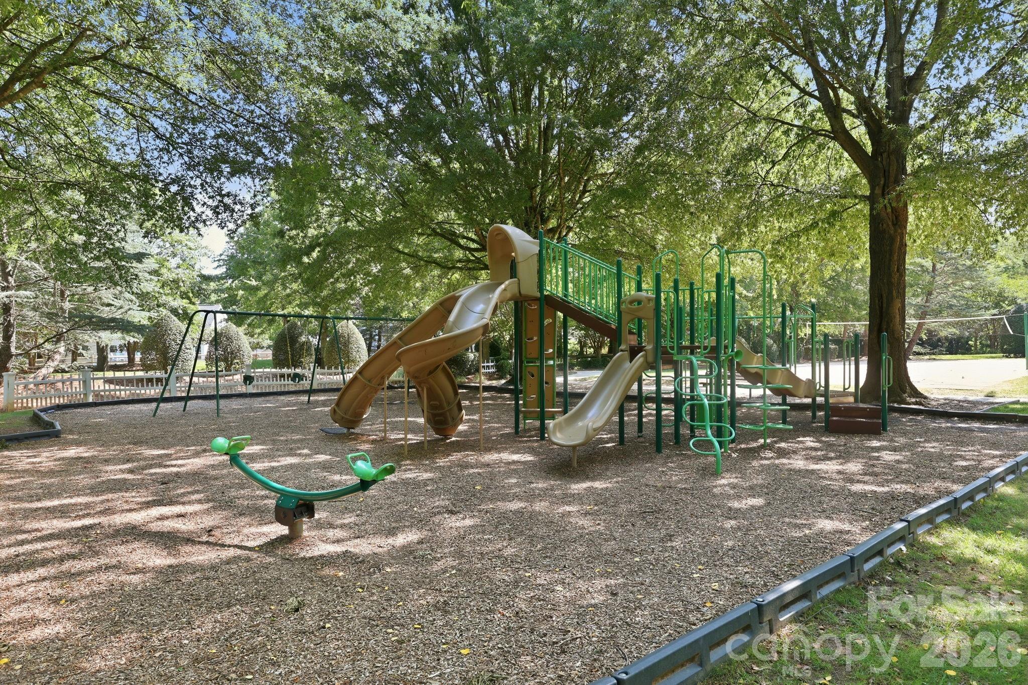 9004 Scottsboro Drive — Huntersville
