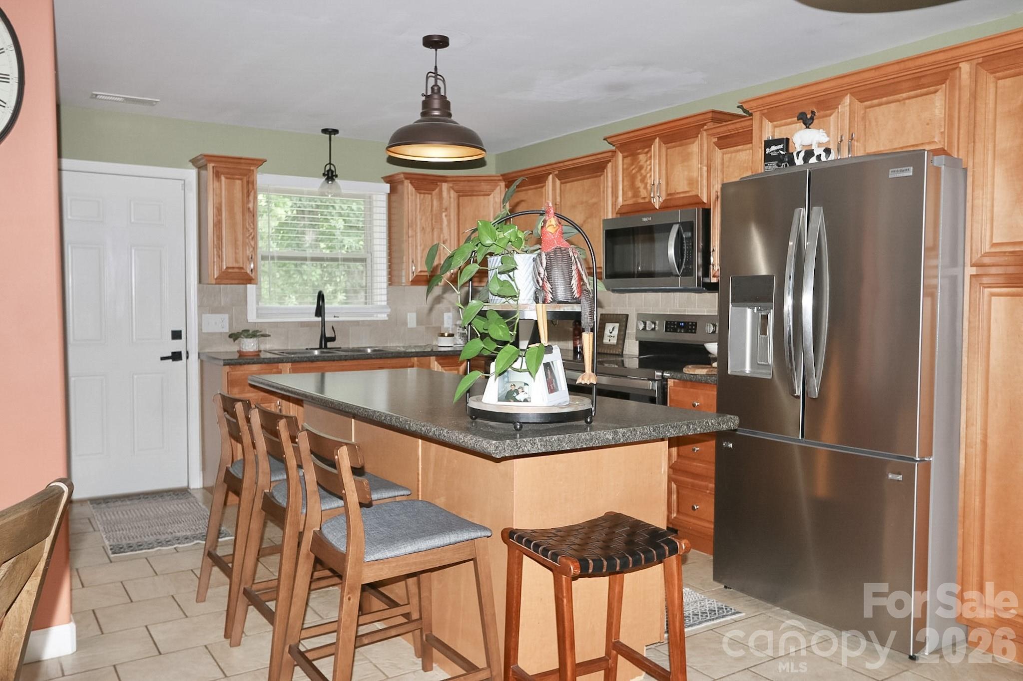 4220 Mae-Len Drive — Winston Salem