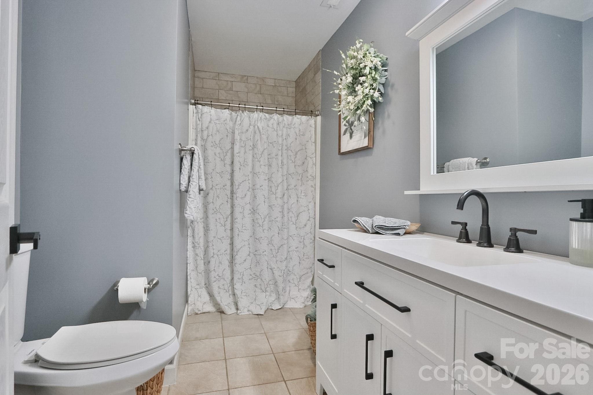 4220 Mae-Len Drive — Winston Salem
