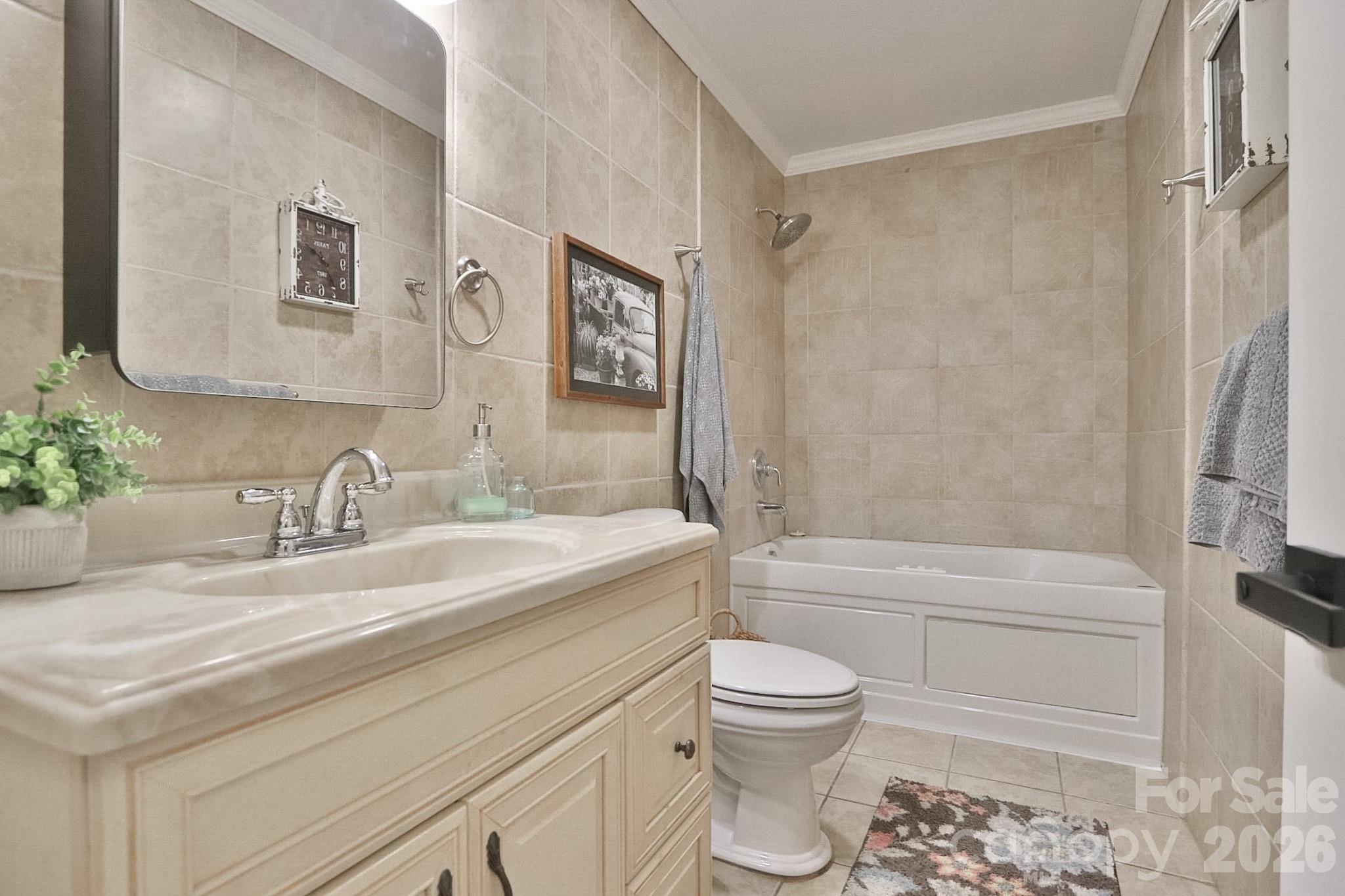 4220 Mae-Len Drive — Winston Salem