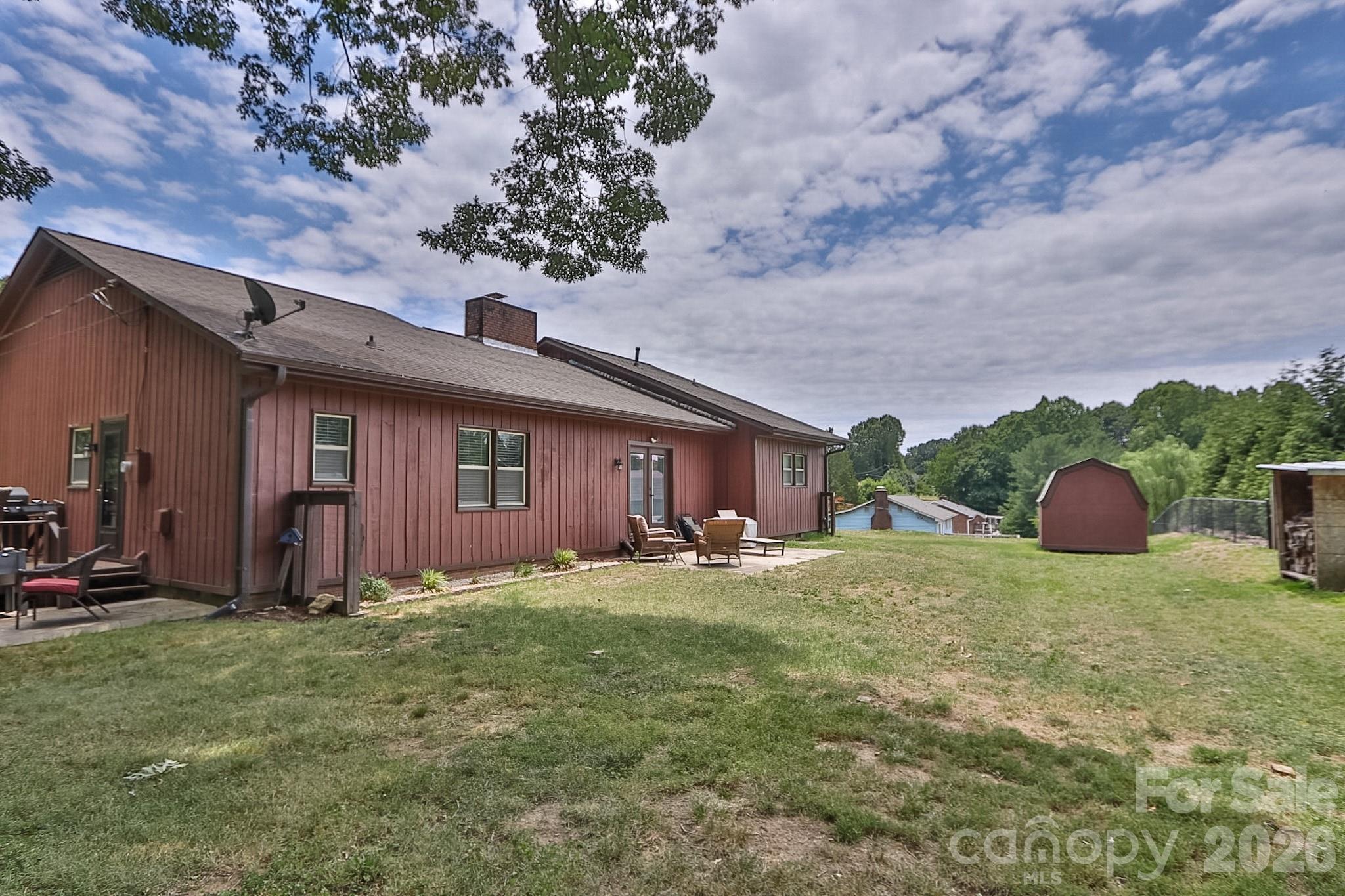 4220 Mae-Len Drive — Winston Salem