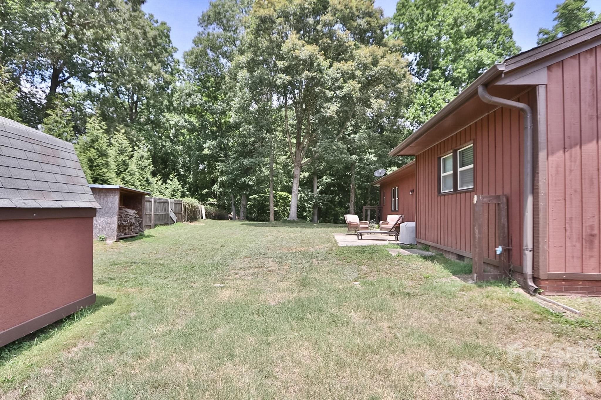 4220 Mae-Len Drive — Winston Salem
