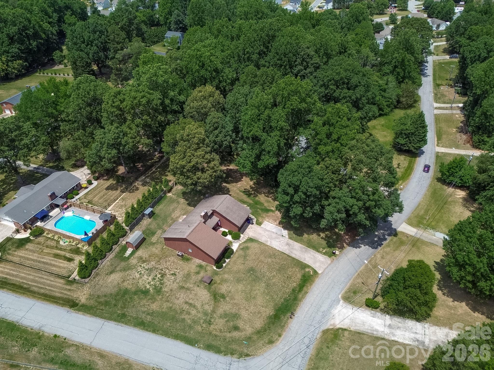 4220 Mae-Len Drive — Winston Salem