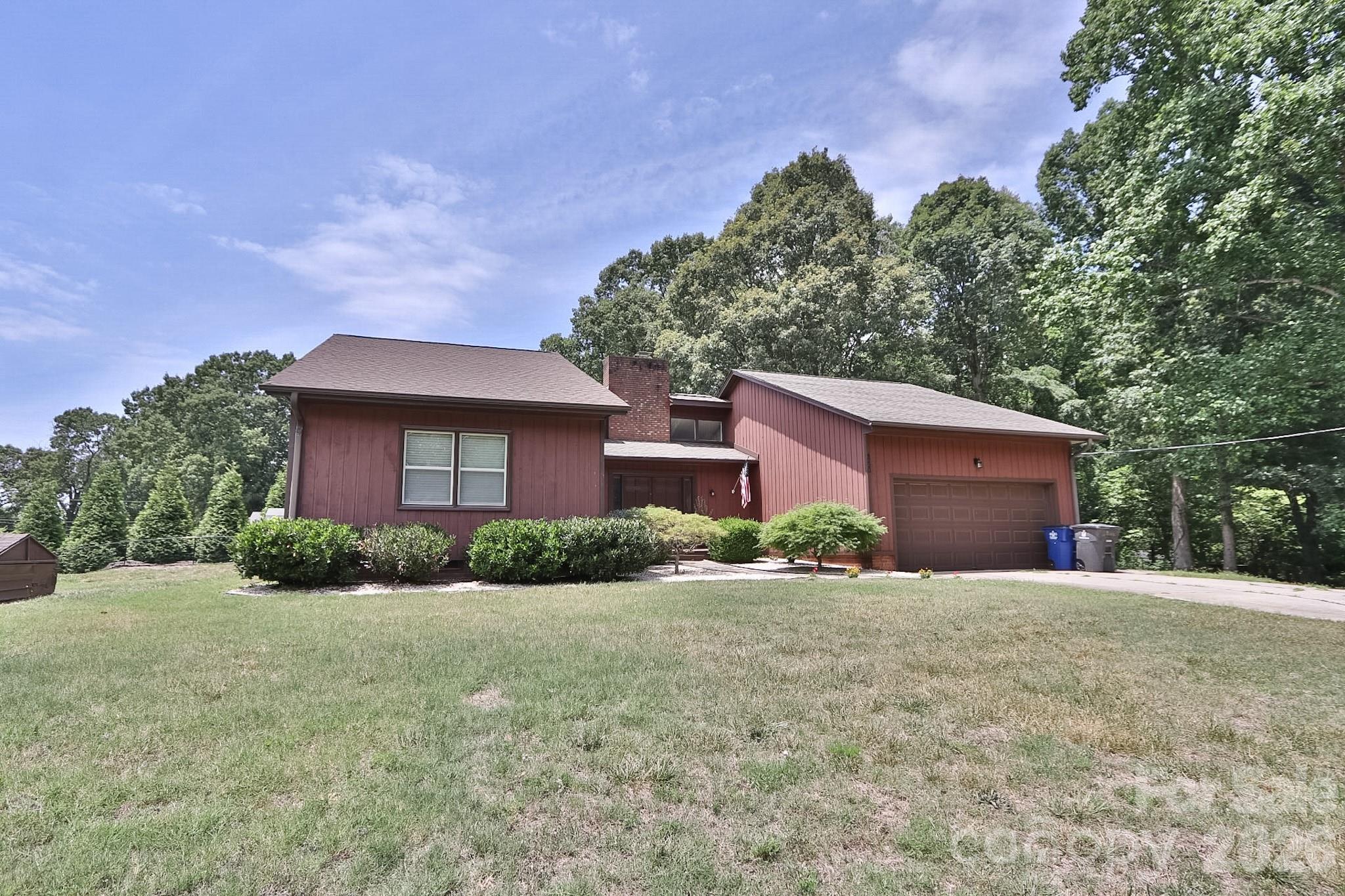 4220 Mae-Len Drive — Winston Salem