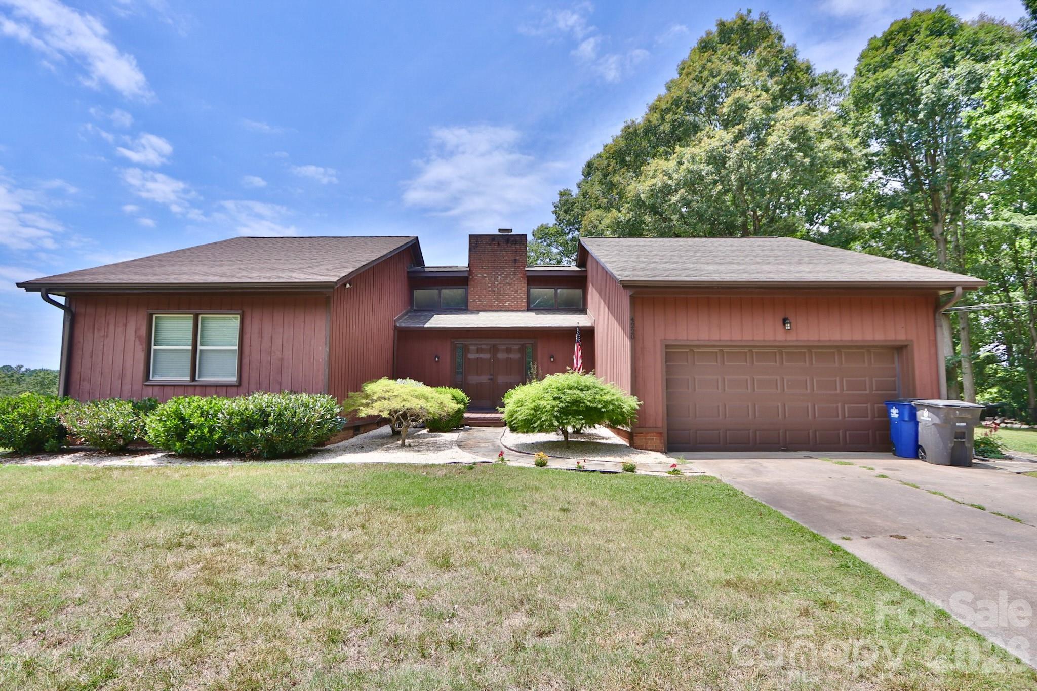 4220 Mae-Len Drive — Winston Salem