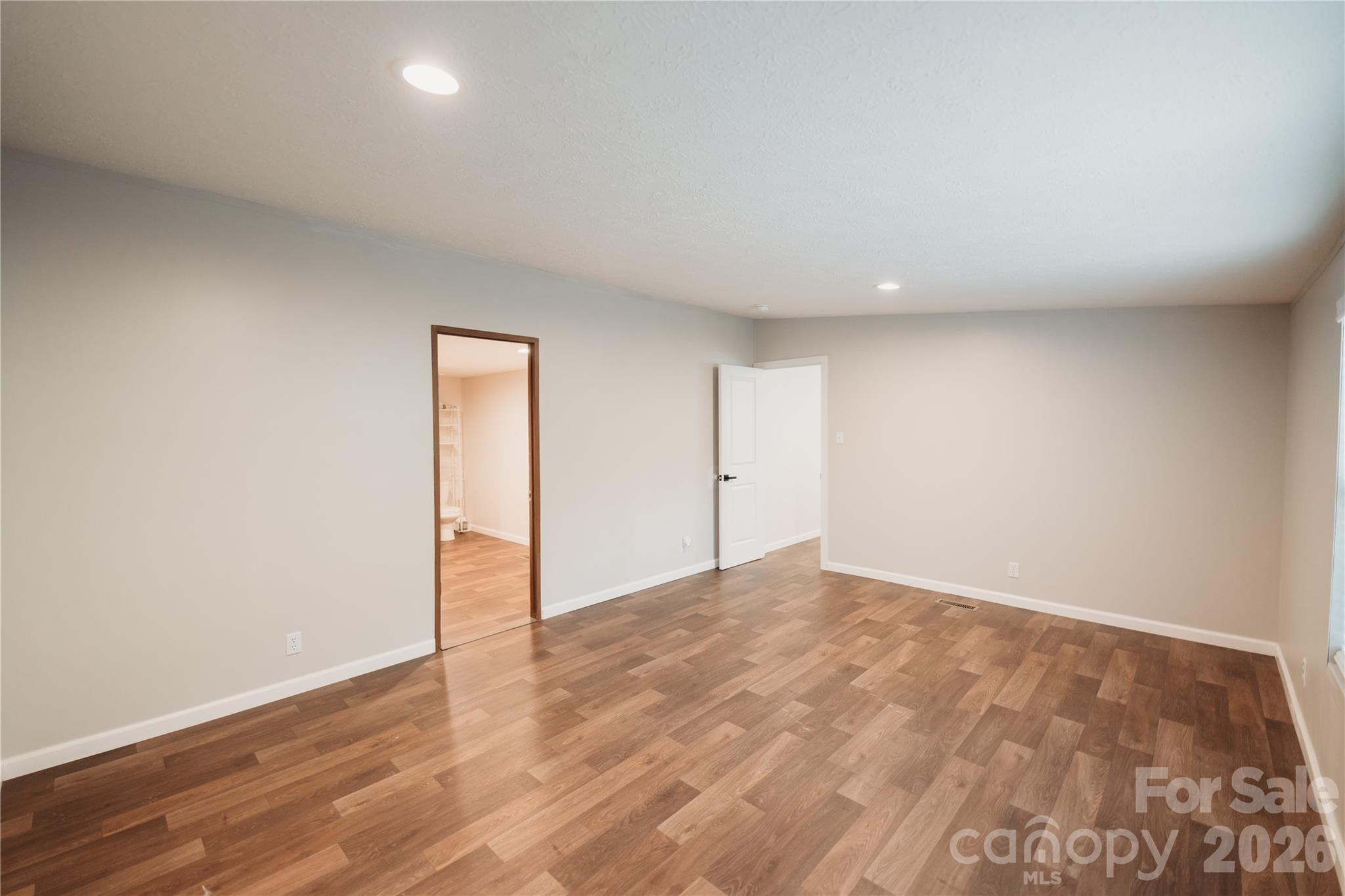 17 Hickory Acres Road — Hendersonville