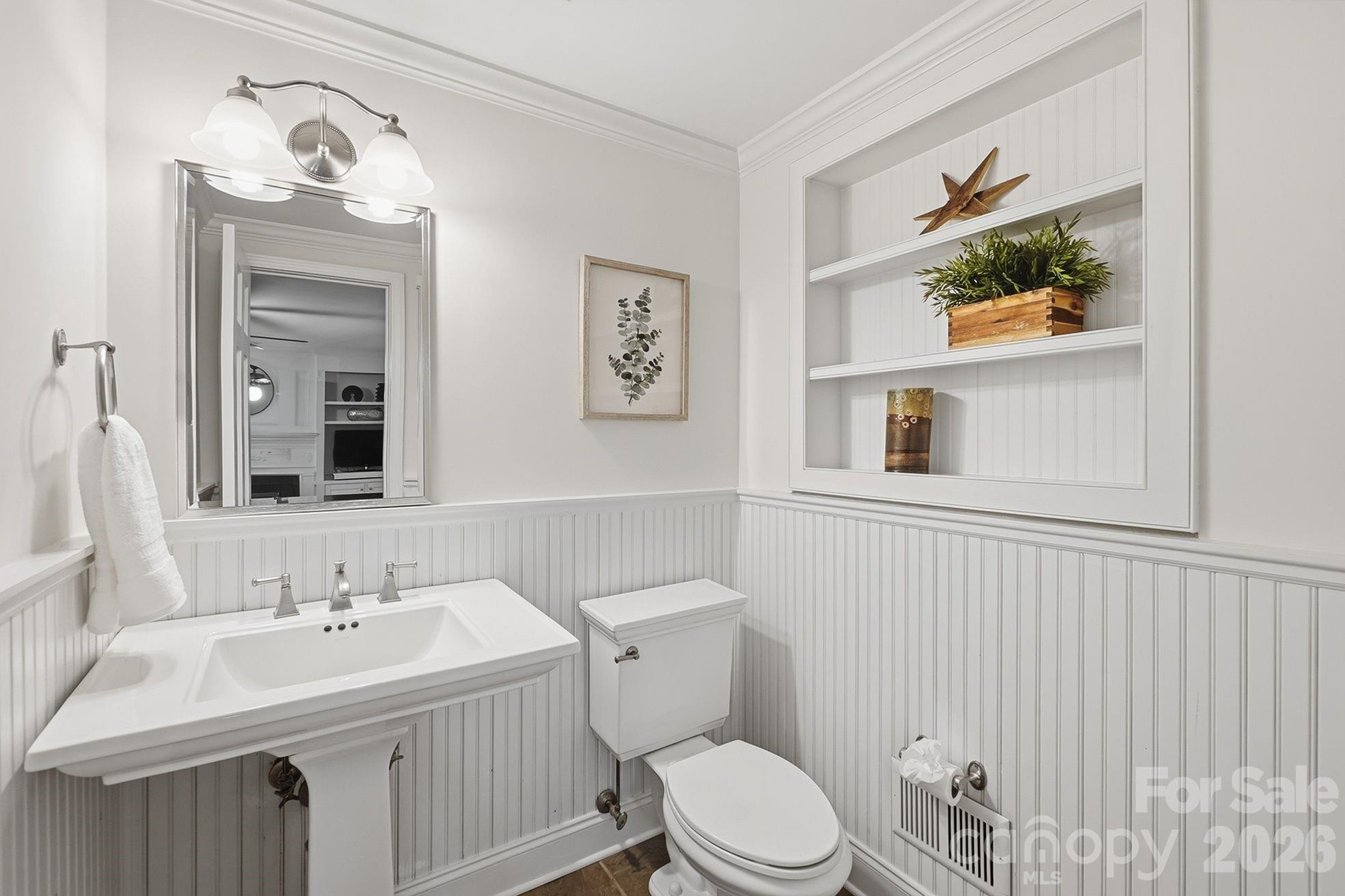 3635 Severn Avenue — Charlotte