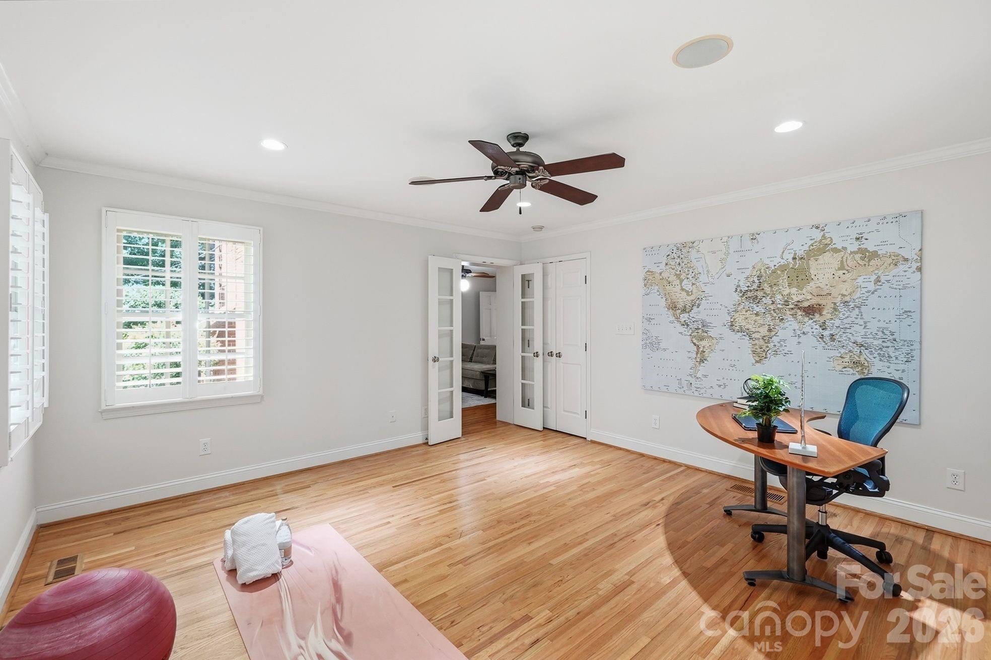 3635 Severn Avenue — Charlotte