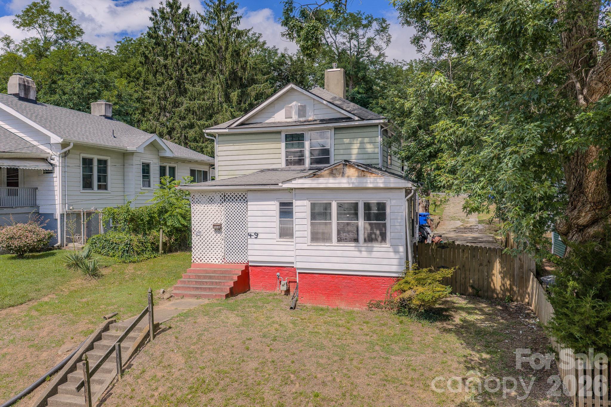 49 Madison Avenue — Asheville