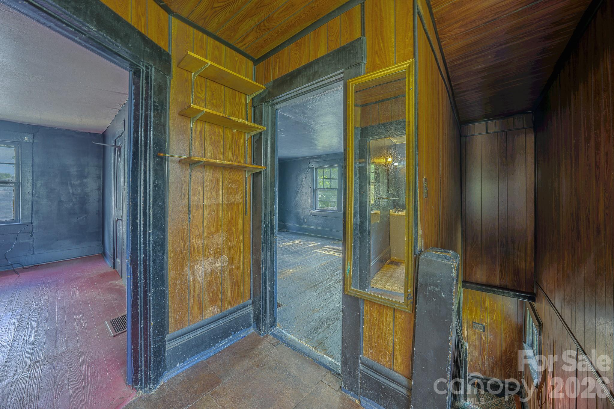 49 Madison Avenue — Asheville