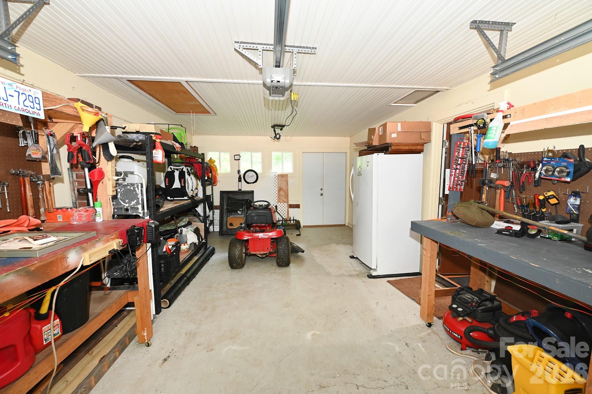 3021 Cedar Crest Drive — Lenoir