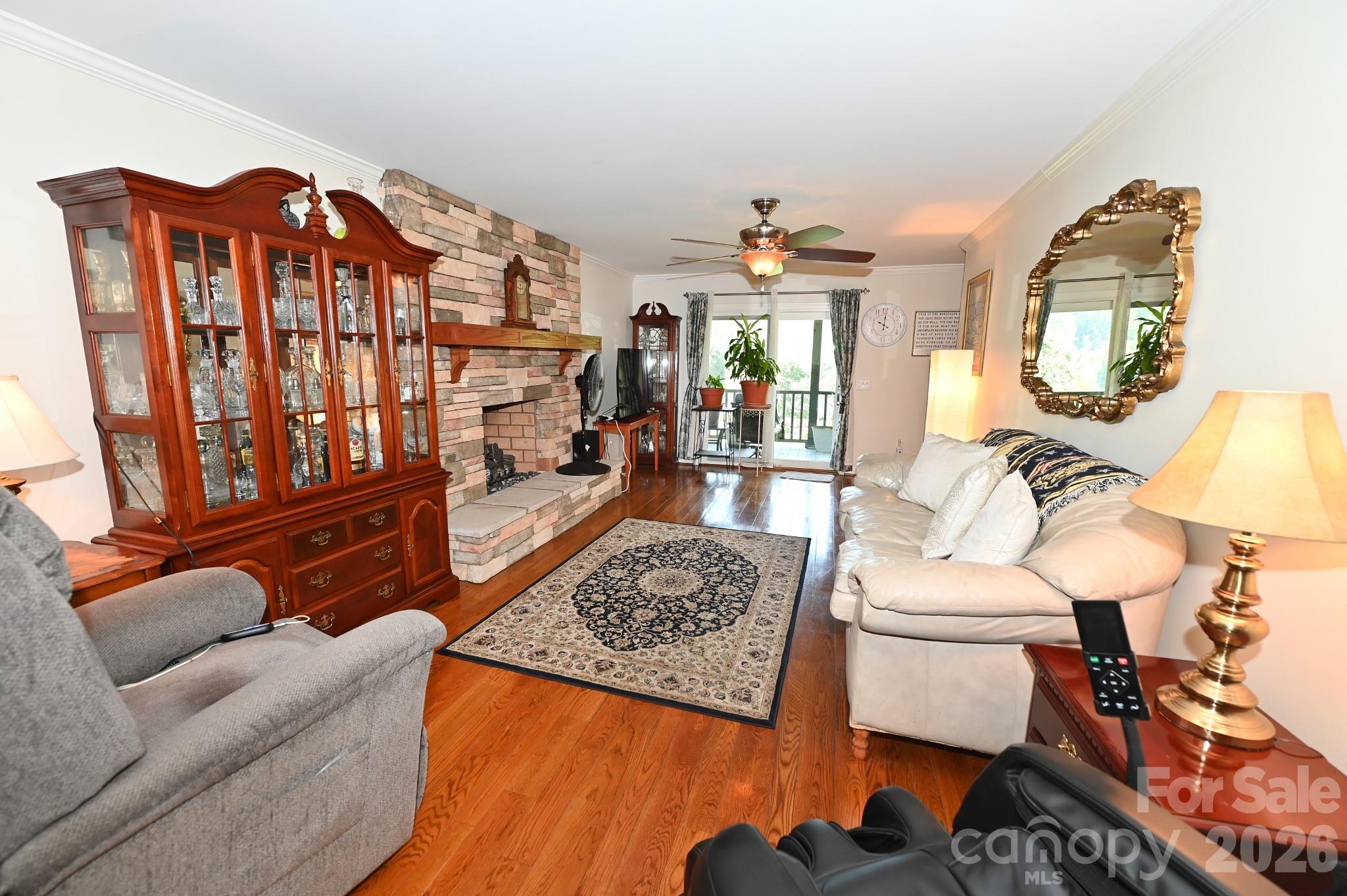3021 Cedar Crest Drive — Lenoir
