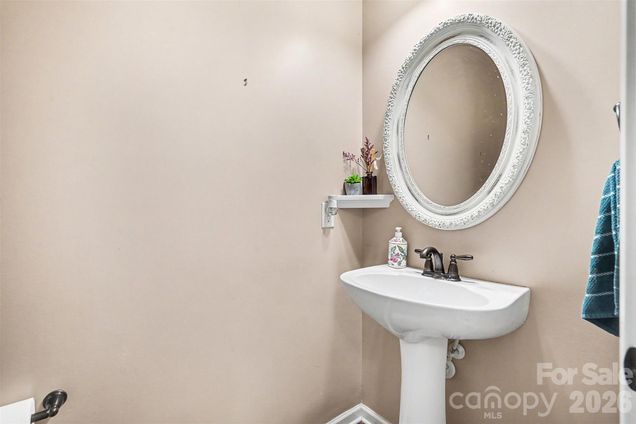 4427 Bravery Place SW — Concord