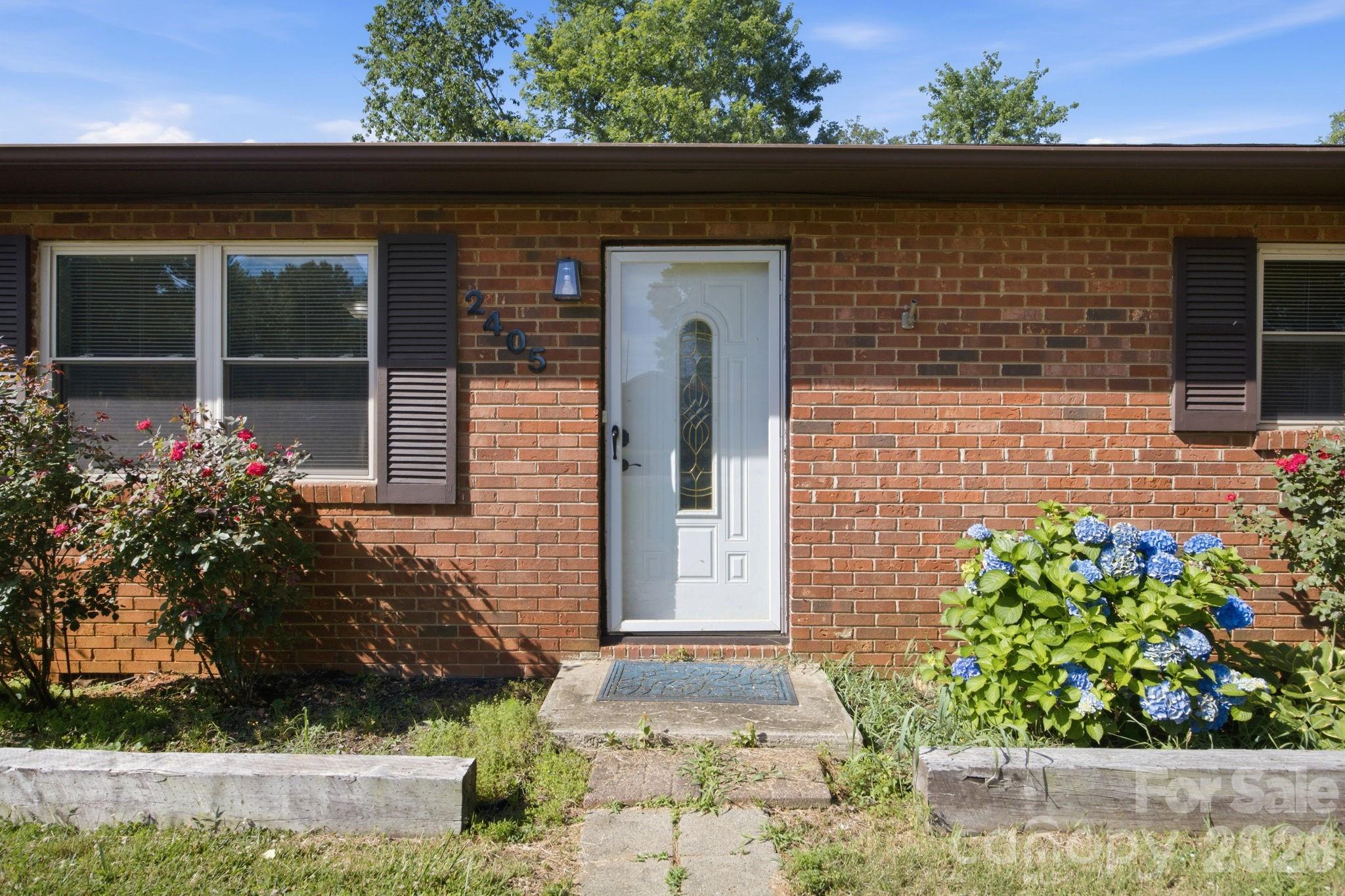 2405 2nd Street — Statesville