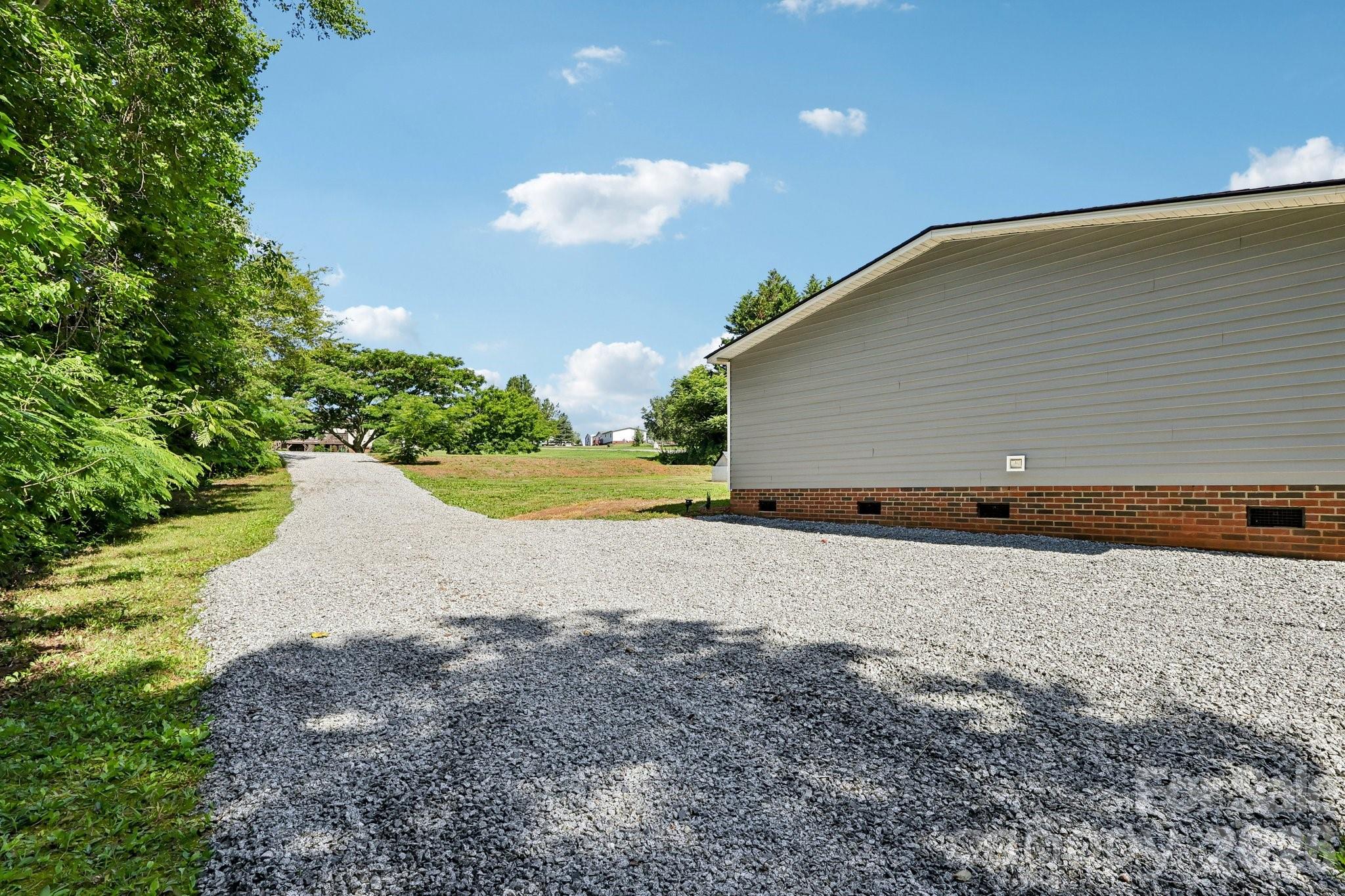 4126 Ritchfield Drive — Lincolnton