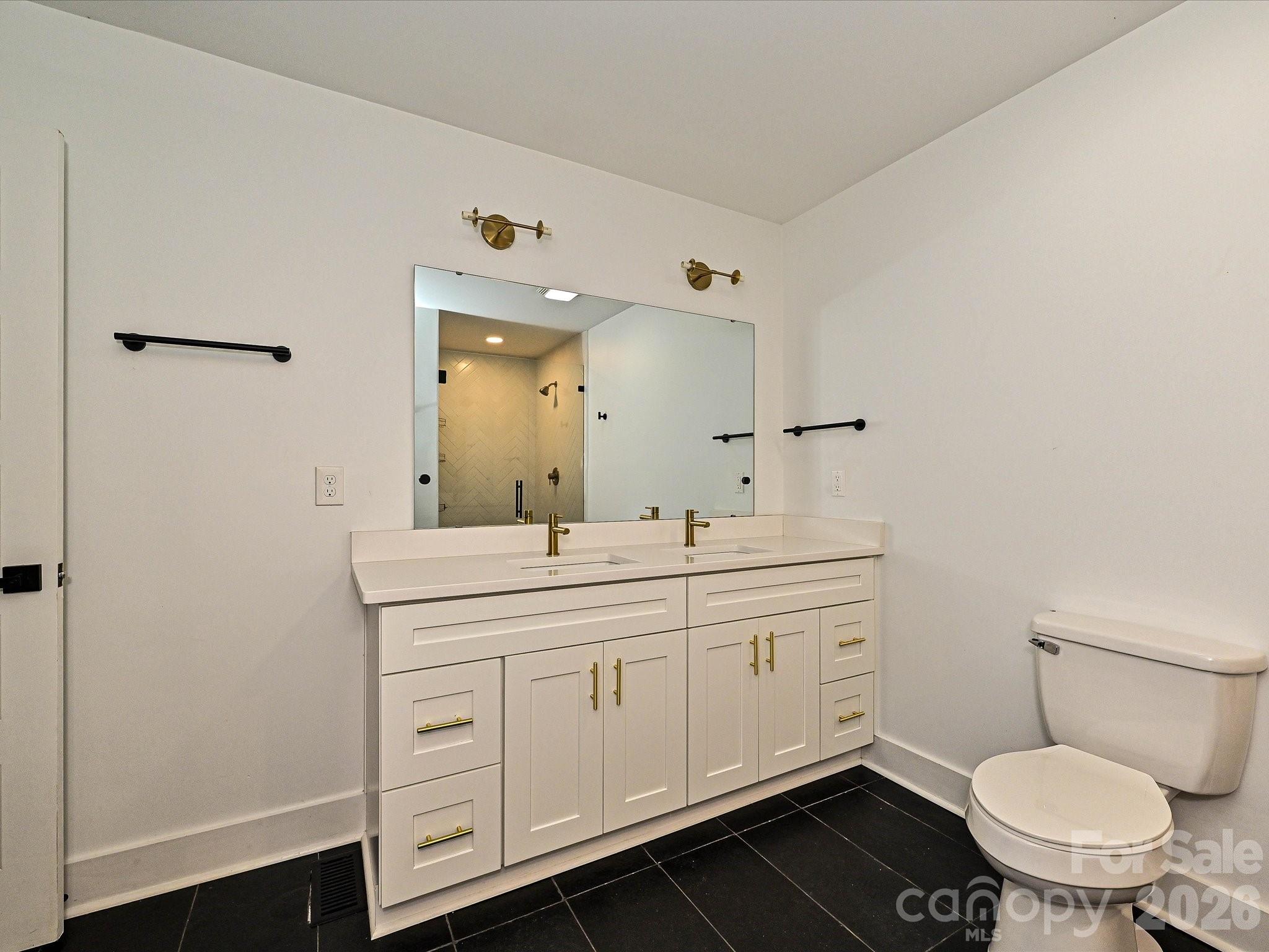 5623 Ruth Drive — Charlotte