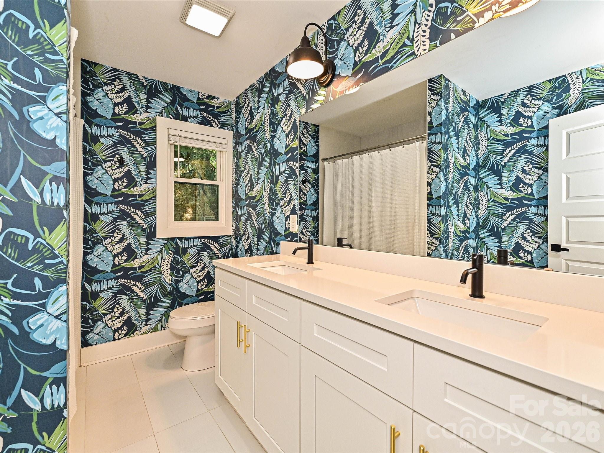 5623 Ruth Drive — Charlotte