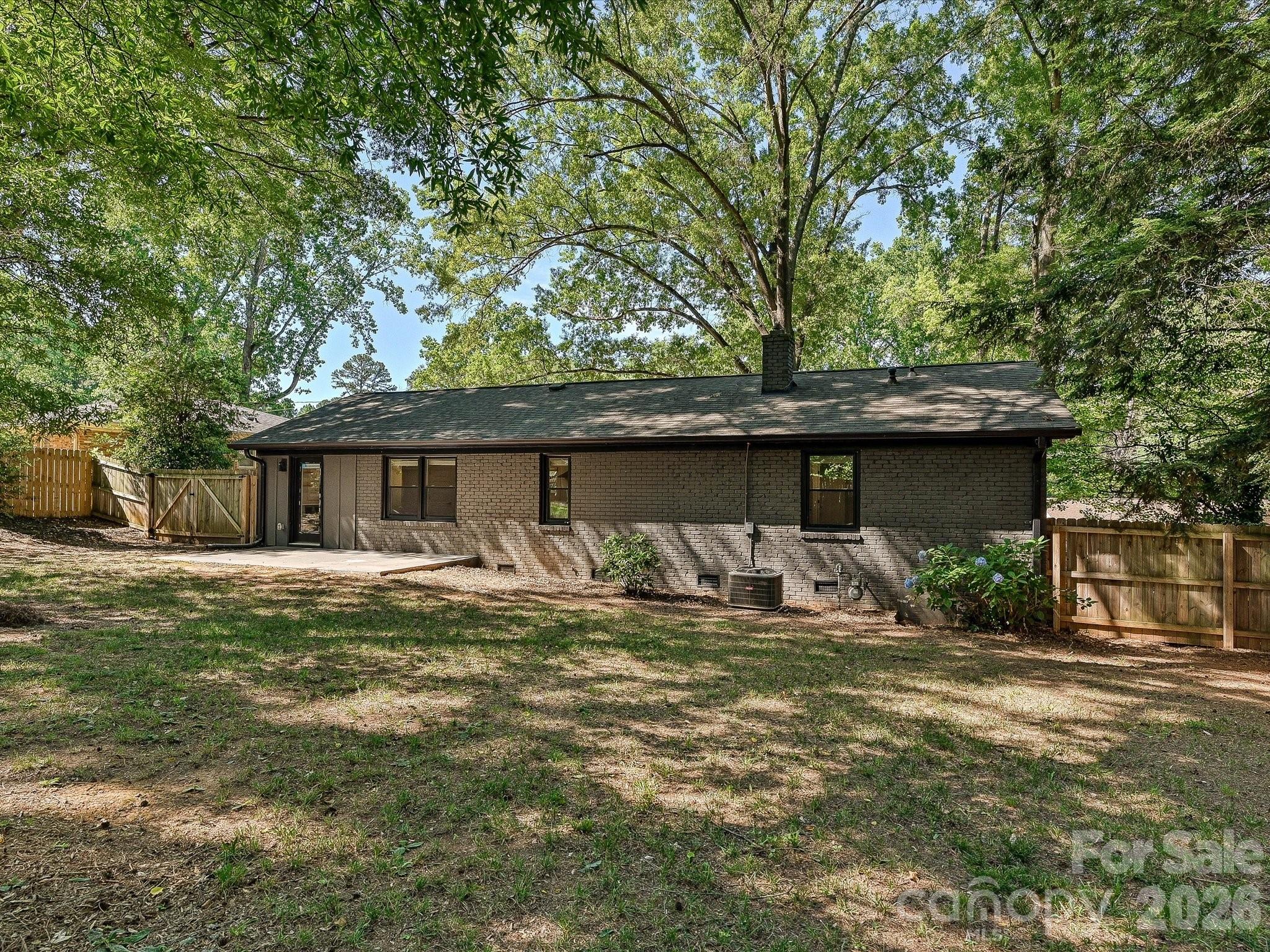 5623 Ruth Drive — Charlotte