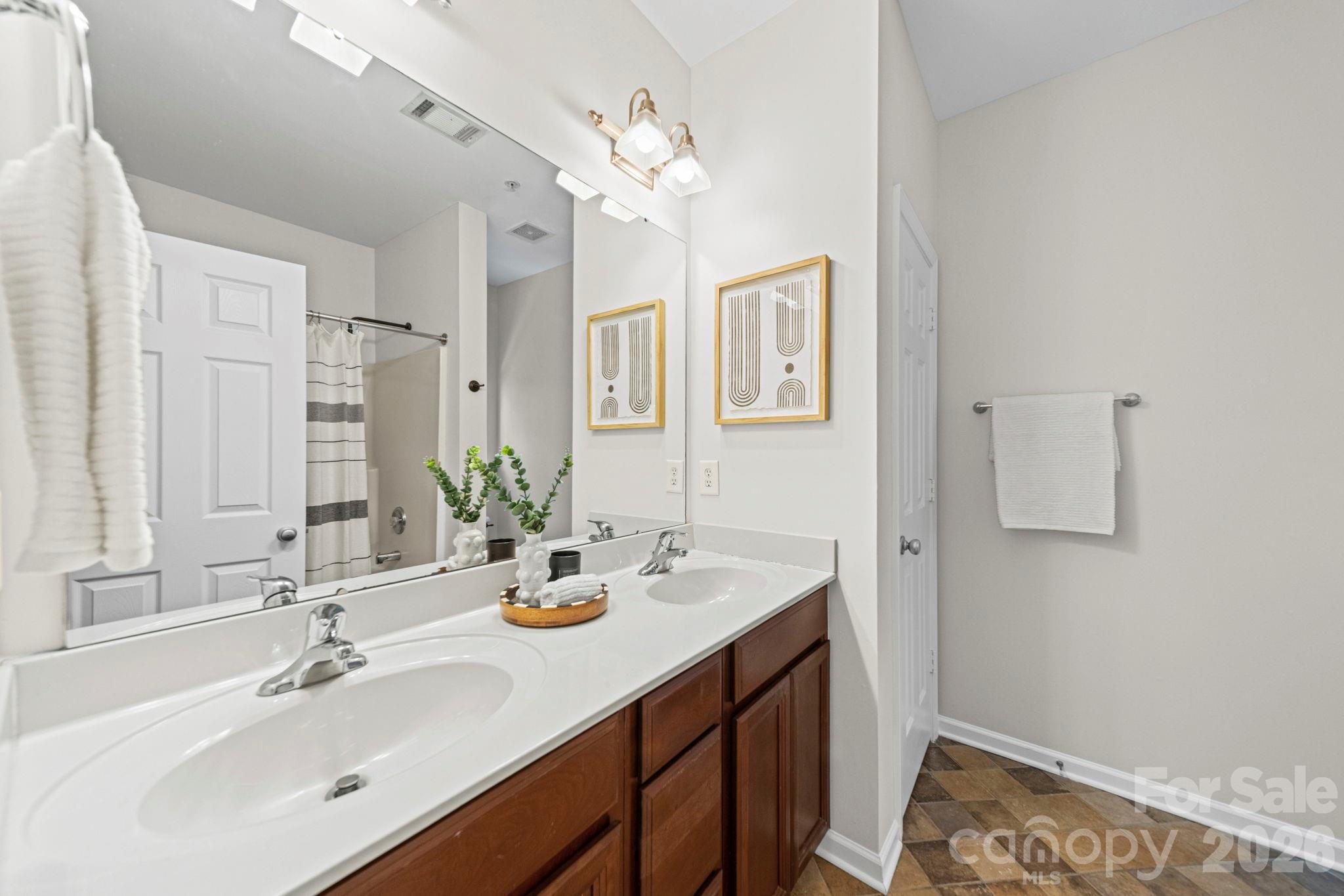 3825 Picasso Court — Charlotte
