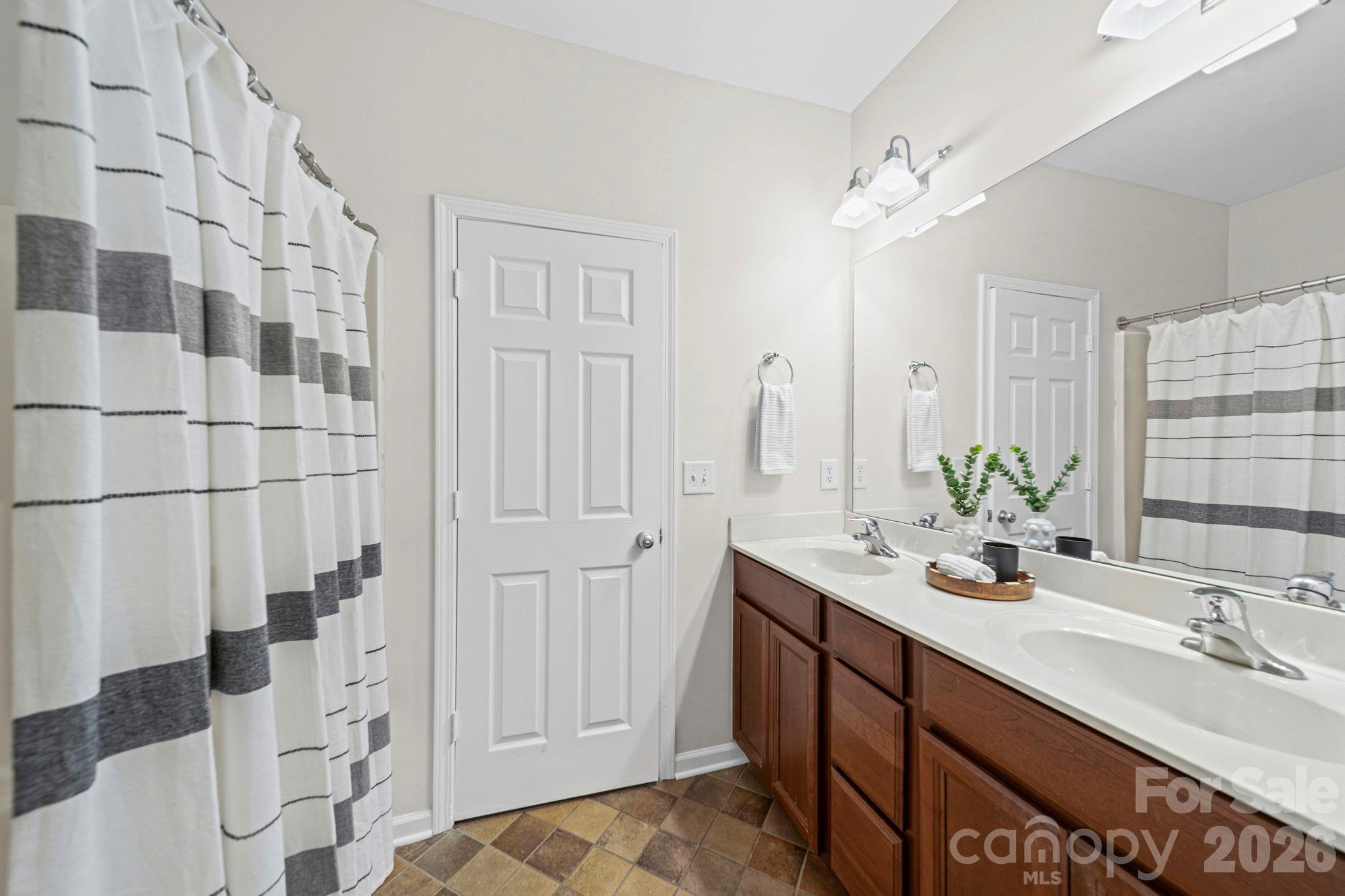 3825 Picasso Court — Charlotte