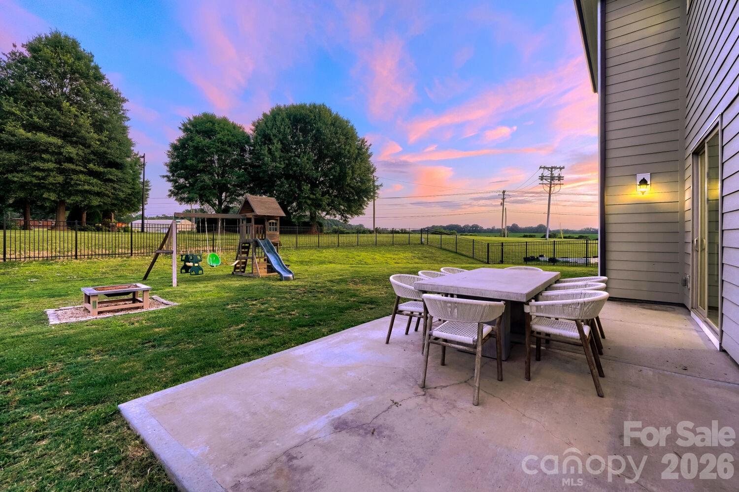 1003 Yearden Lane — Monroe