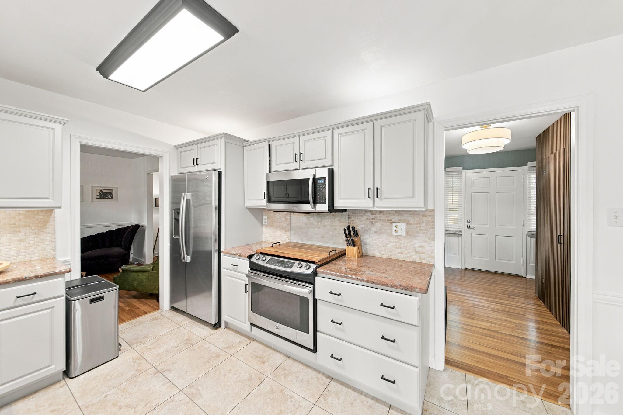 2815 Burnt Mill Road — Charlotte