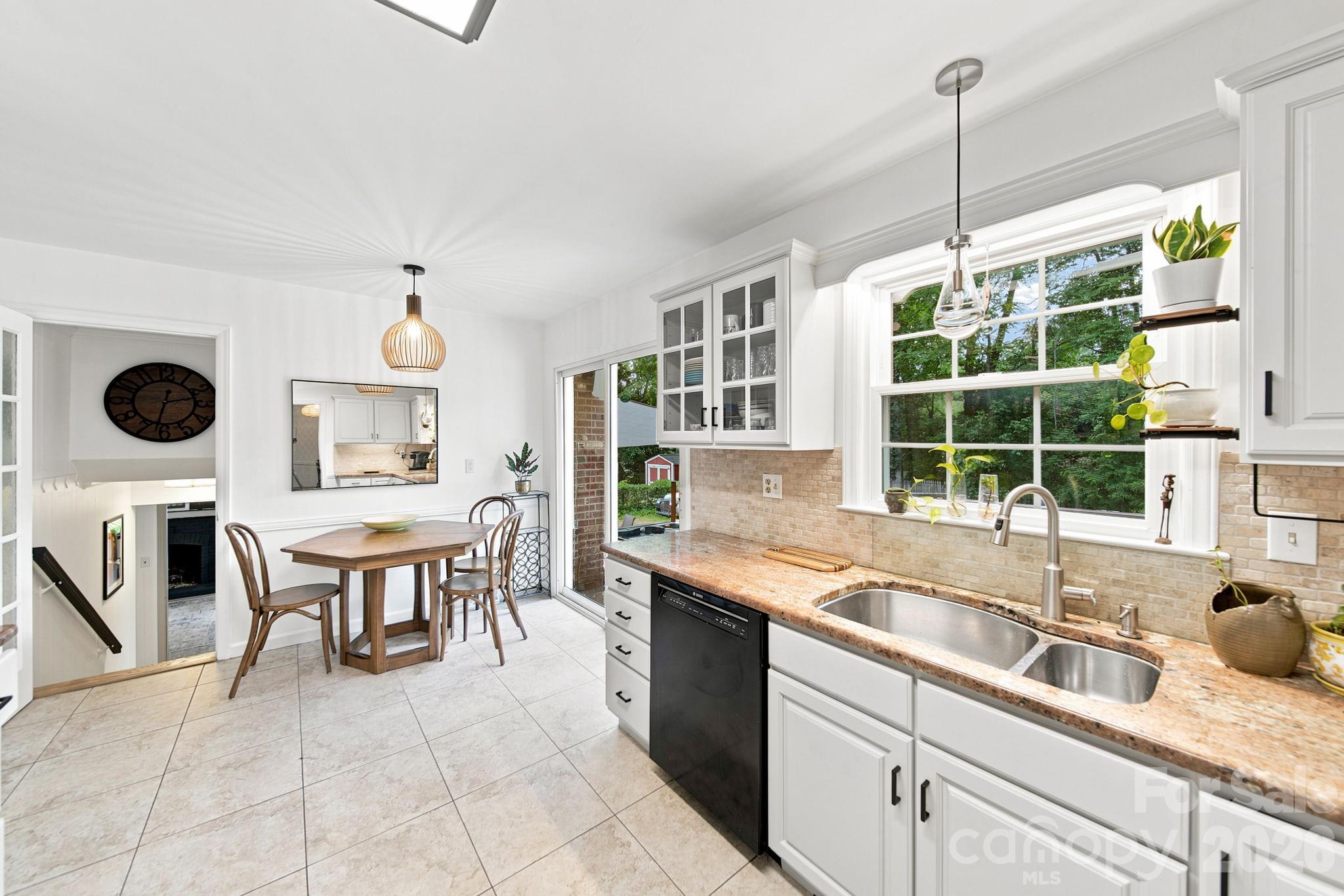 2815 Burnt Mill Road — Charlotte