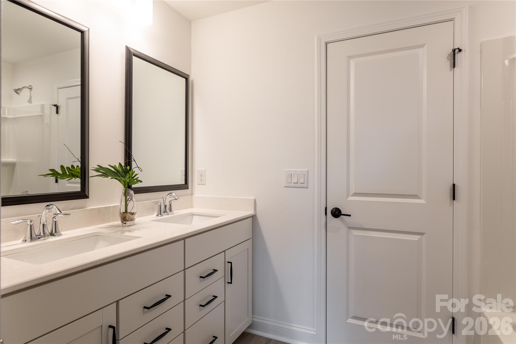 12201 Bradshaw Lane — Charlotte