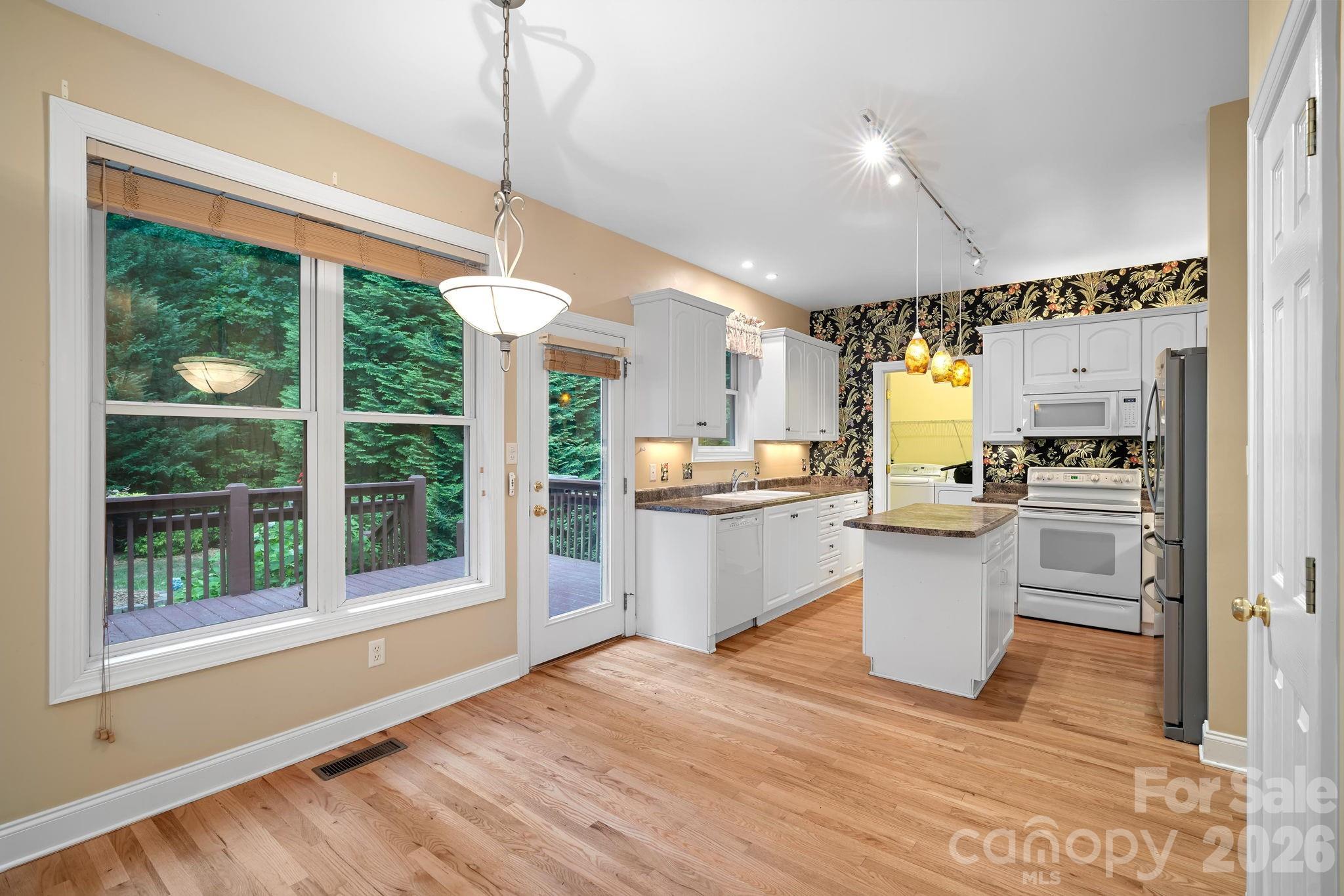 36 Poplar Creek Drive — Asheville