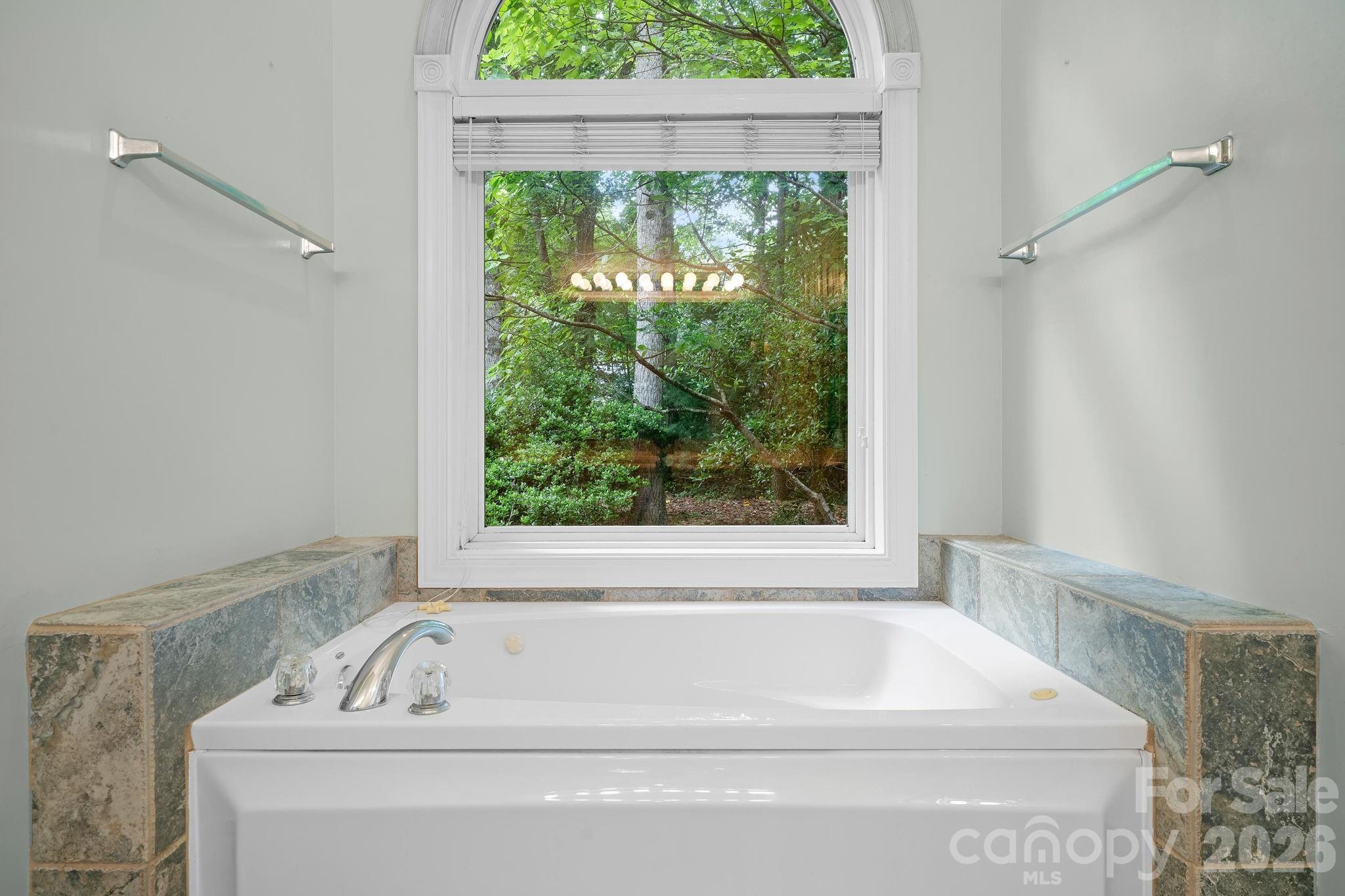 36 Poplar Creek Drive — Asheville