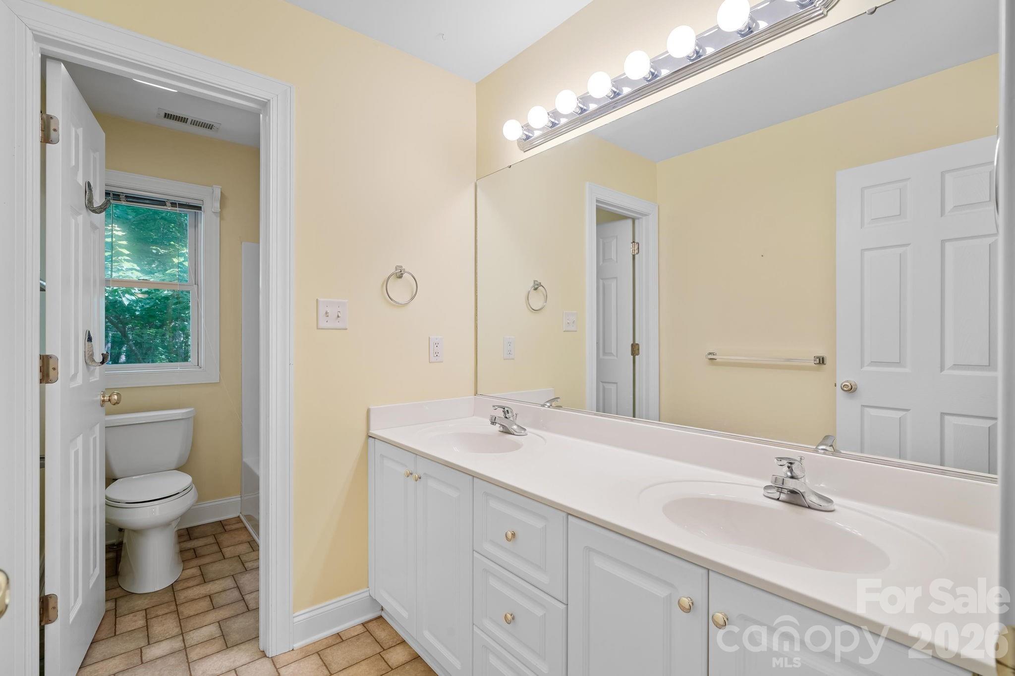 36 Poplar Creek Drive — Asheville