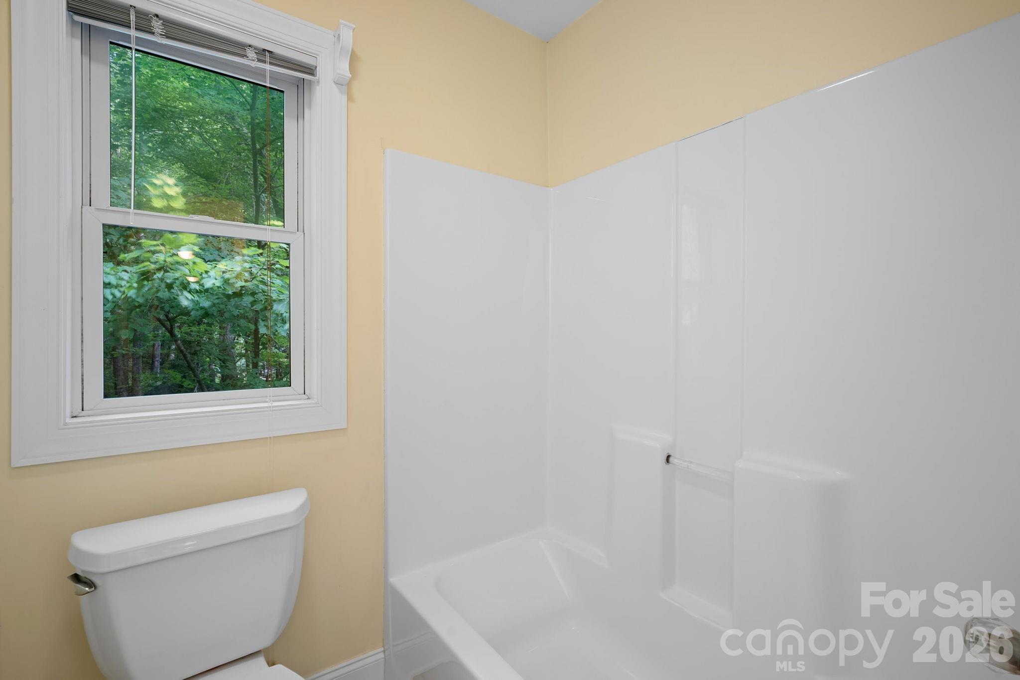 36 Poplar Creek Drive — Asheville