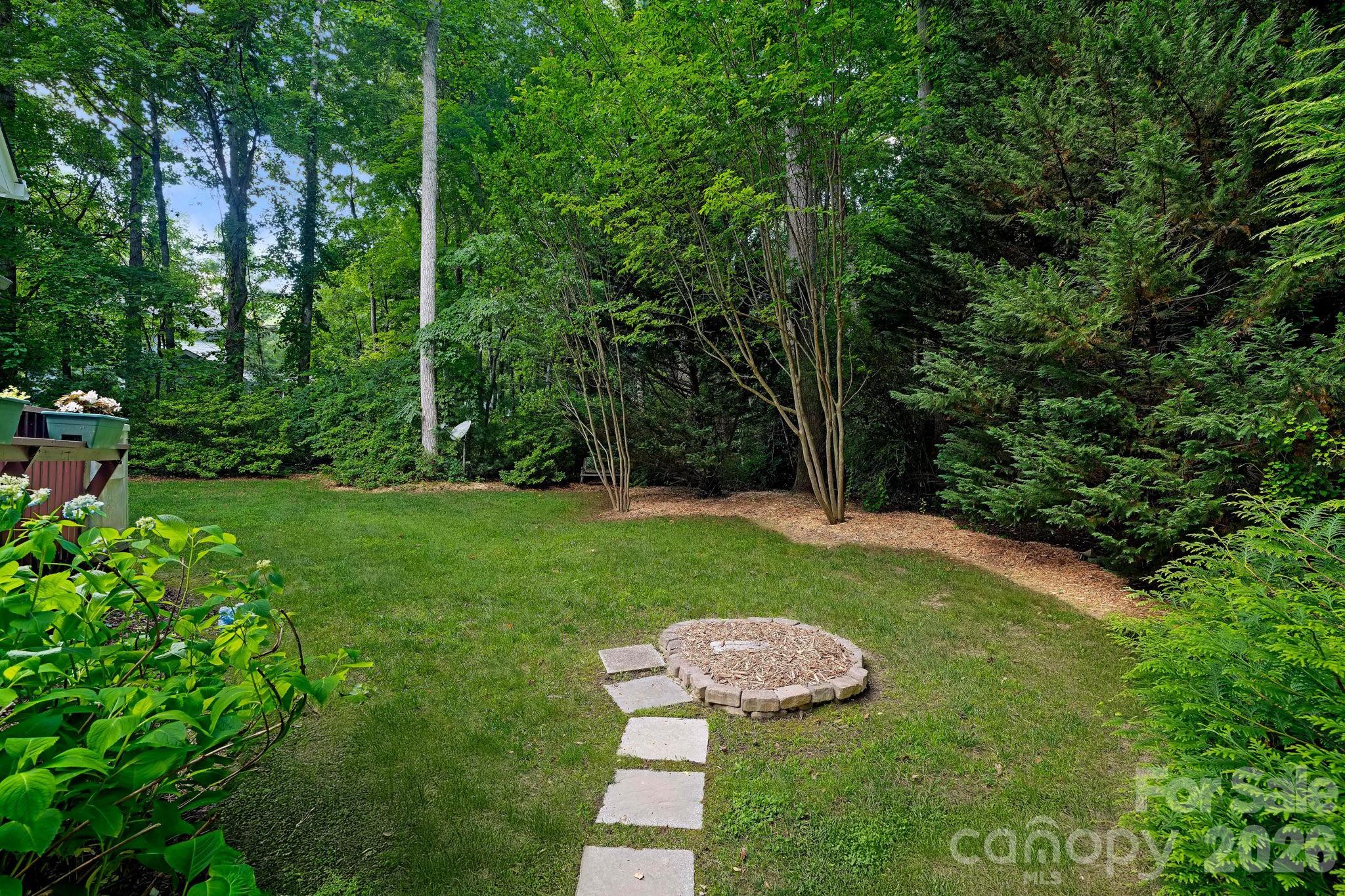 36 Poplar Creek Drive — Asheville