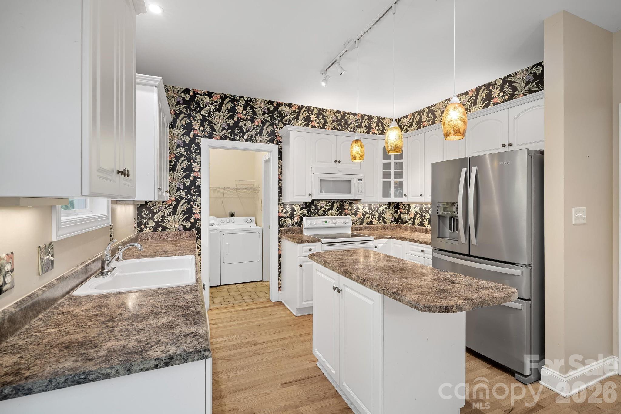 36 Poplar Creek Drive — Asheville